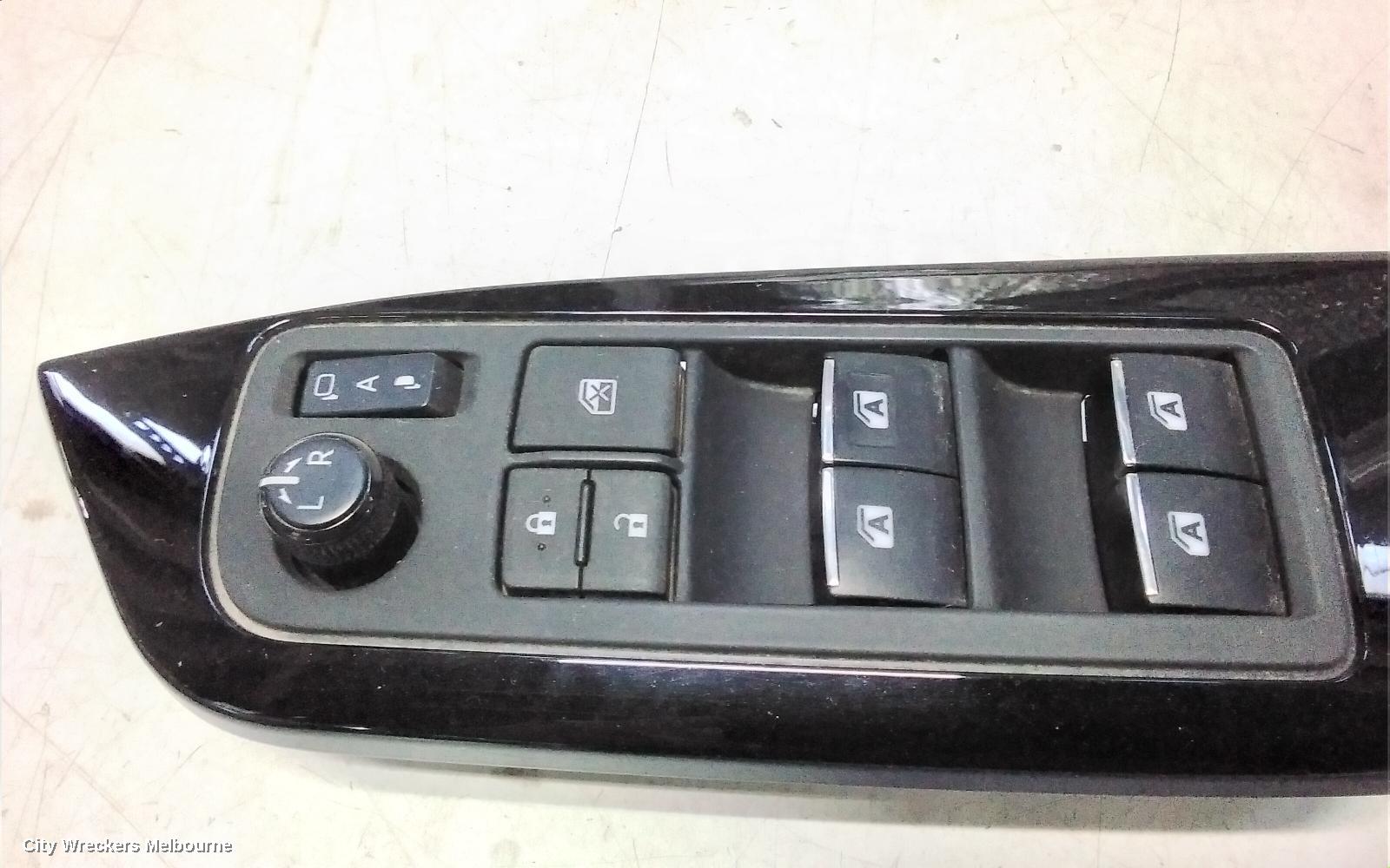 TOYOTA C-HR PWR DR WIND SWITCH, RH FRONT (MASTER SWITCH), NON AUTO TYPE, GEN 1, 12/2016 ONWARDS