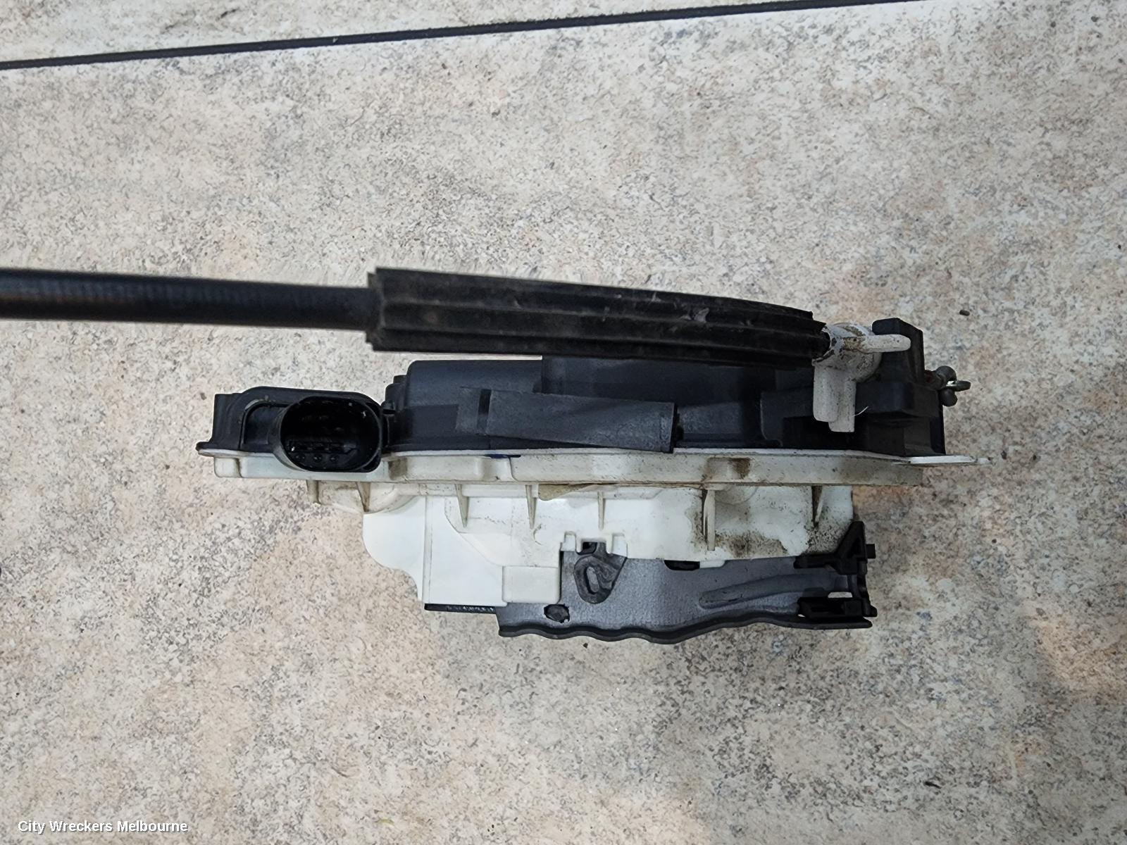 VOLKSWAGEN AMAROK DOOR/BOOT/GATE LOCK, RIGHT REAR DOOR LOCK, P/N 5N0839016G, 2H, 12/2010 ONWARDS
