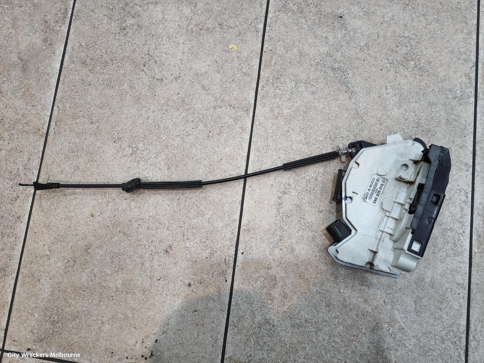 VOLKSWAGEN AMAROK DOOR/BOOT/GATE LOCK, RIGHT REAR DOOR LOCK, P/N 5N0839016G, 2H, 12/2010 ONWARDS