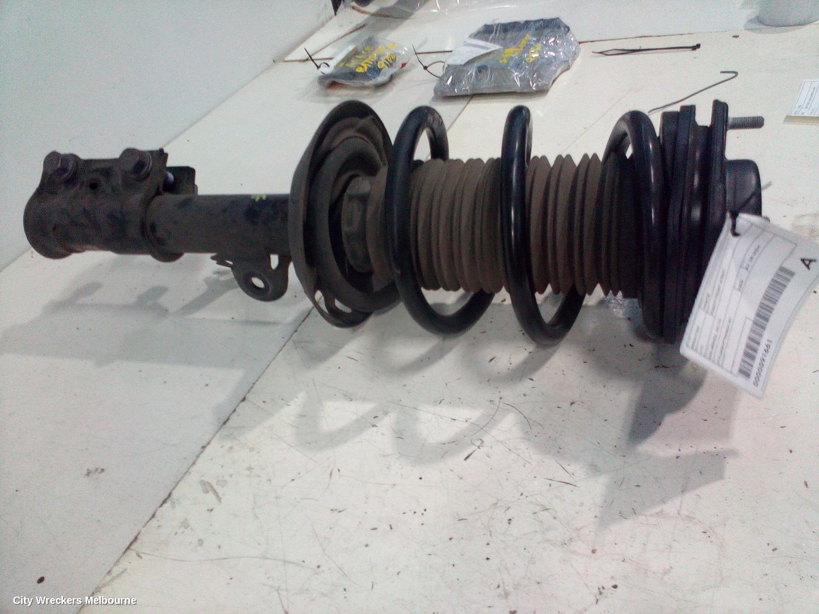 TOYOTA HIACE RIGHT FRONT STRUT, 300 SERIES, 3.5, PETROL, 04/2019 ONWARDS