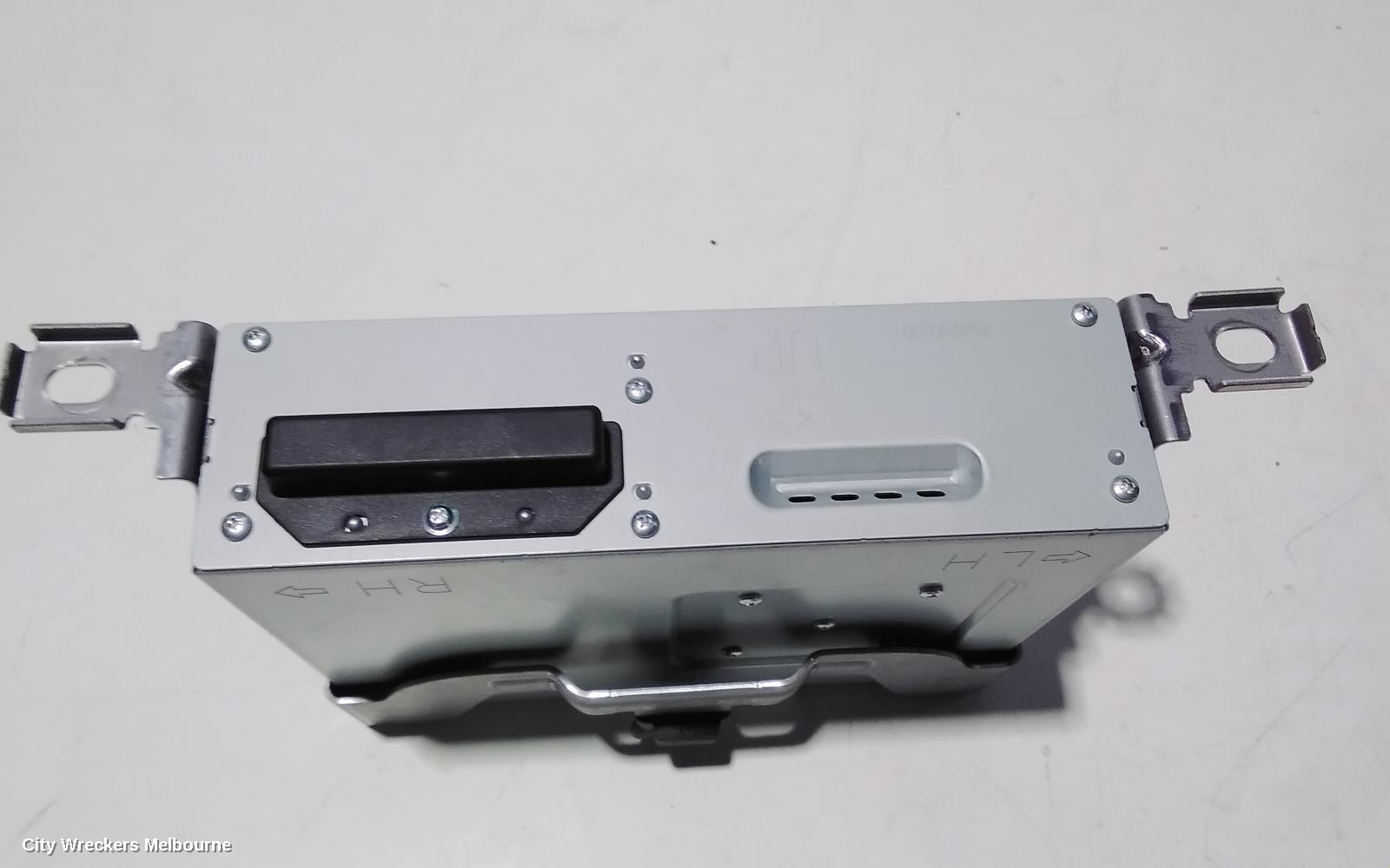 MAZDA 3 RADIO/CD/DVD/SAT/TV, DISPLAY UNIT, BP, 03/2019 ONWARDS