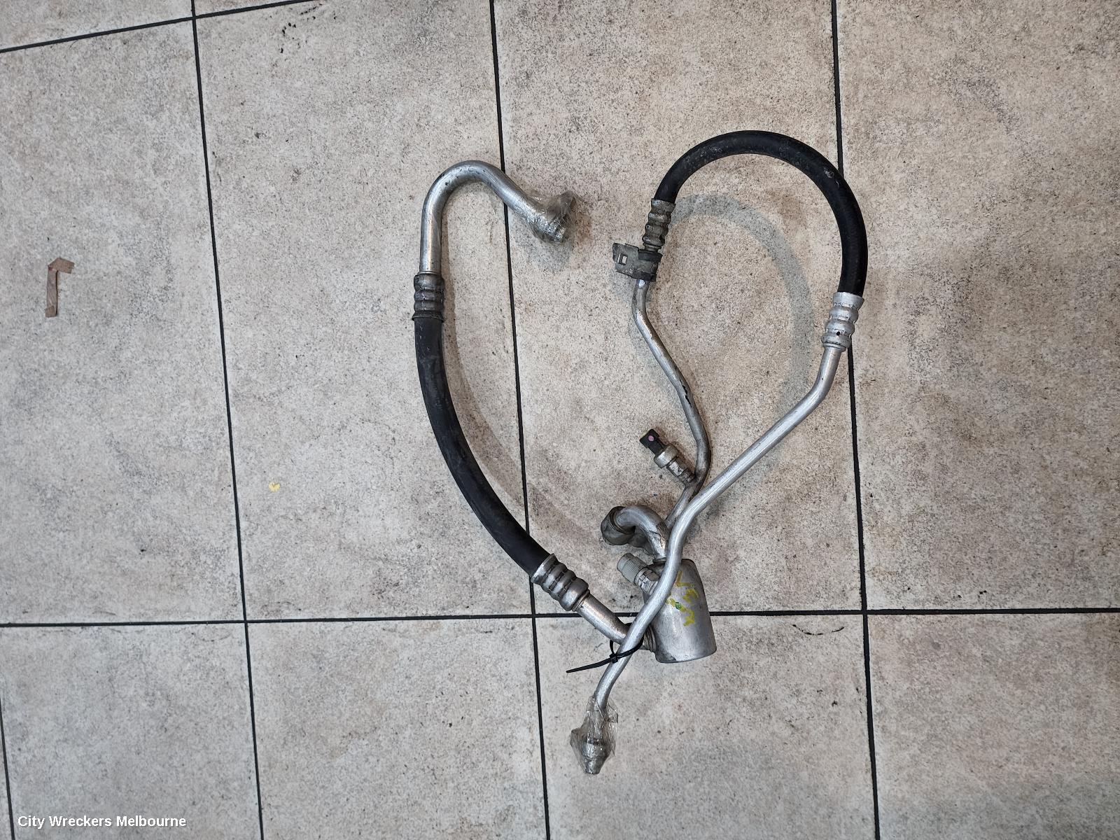 HOLDEN COMMODORE A/C HOSES, PETROL, 3.6, LY7, COMPRESSOR TO CONDENSER, VE, 08/2006 - 08/2009