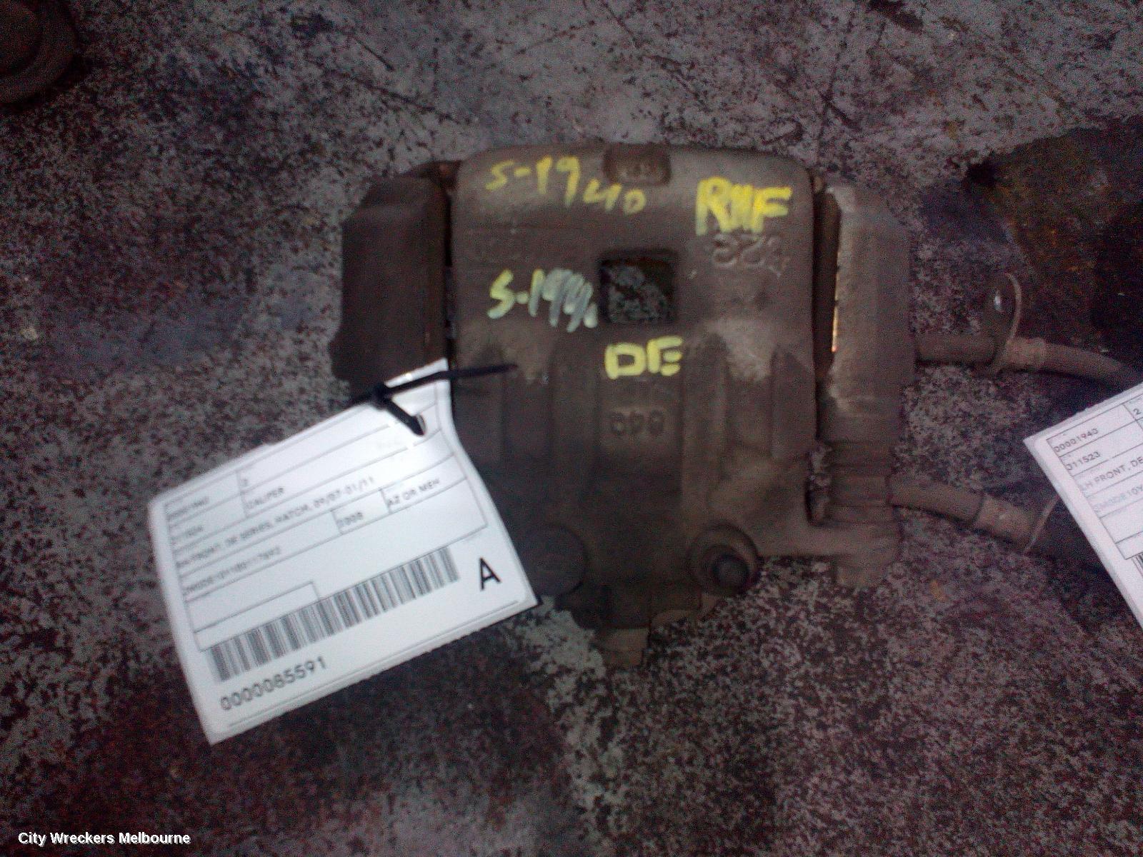MAZDA 2 CALIPER, RH FRONT, DE SERIES, HATCH, 09/2007 - 01/2011
