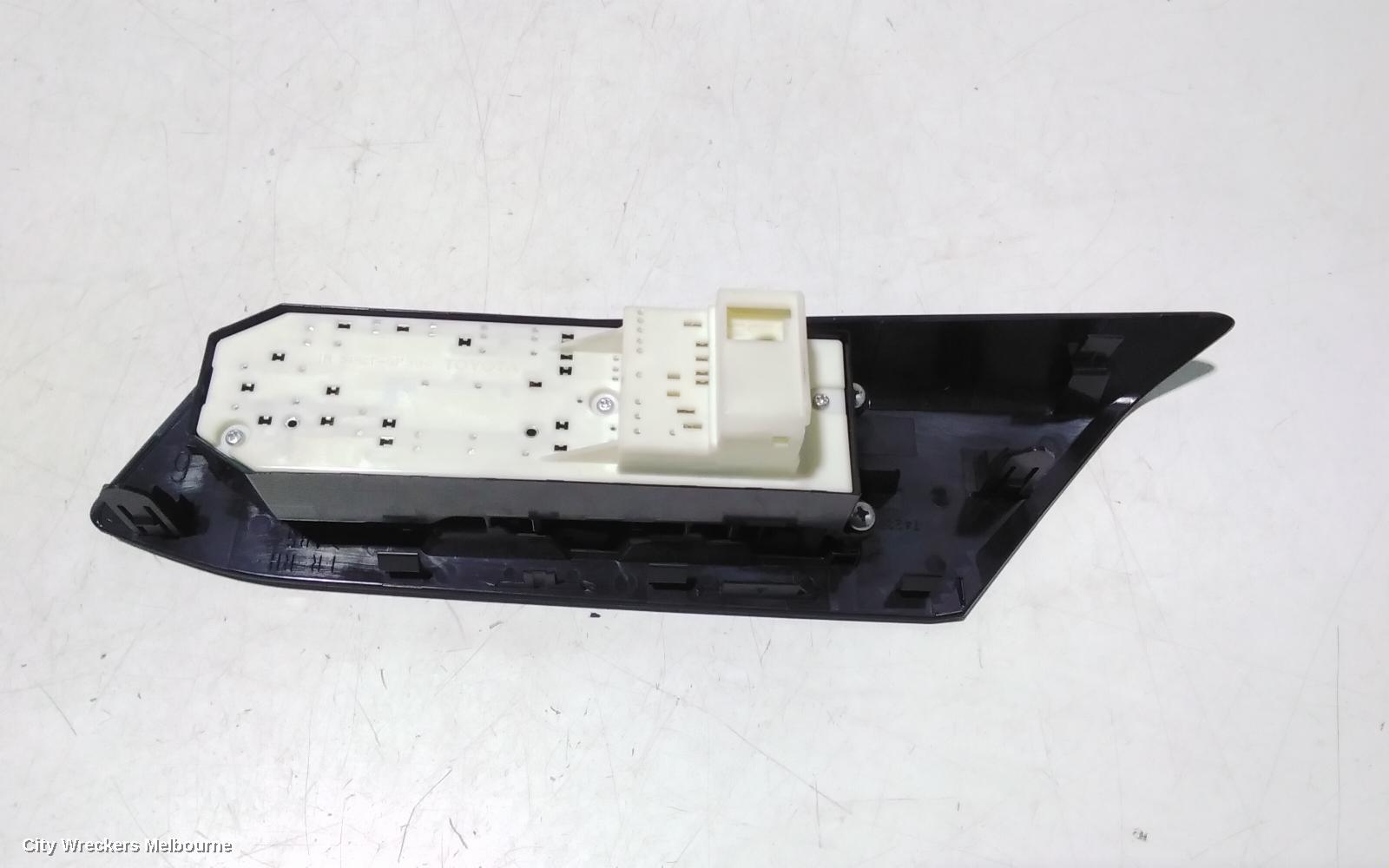 TOYOTA RAV4 PWR DR WIND SWITCH, RH FRONT (MASTER SWITCH), XA40, 12/2012 - 11/2018