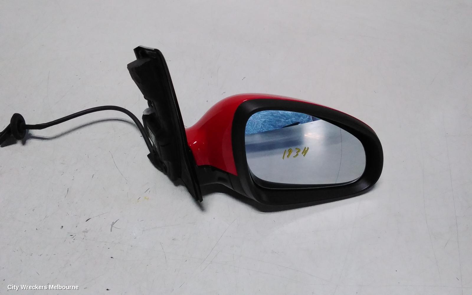 HOLDEN ASTRA RIGHT DOOR MIRROR, PJ, 3DR HATCH, 07/2013 - 01/2017