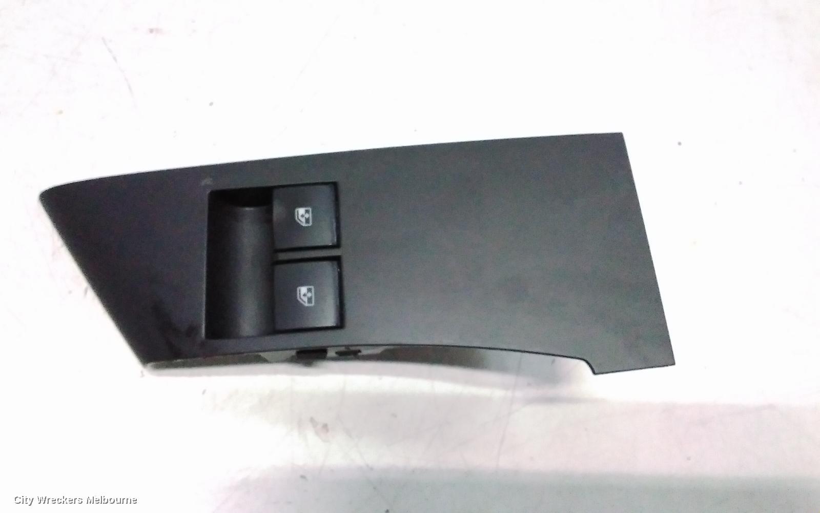 HOLDEN ASTRA PWR DR WIND SWITCH, RH FRONT (MASTER SWITCH), PJ, 12/2014 ONWARDS