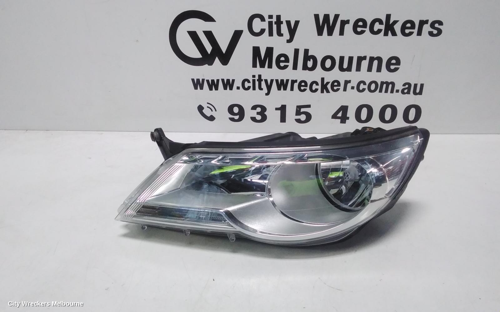 VOLKSWAGEN TIGUAN LEFT HEADLAMP, 5N, HALOGEN TYPE, 05/2008 - 06/2011