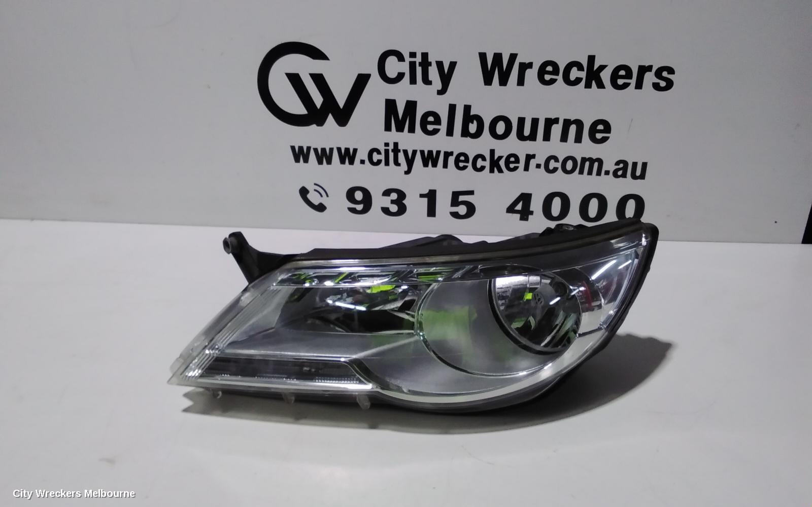 VOLKSWAGEN TIGUAN LEFT HEADLAMP, 5N, HALOGEN TYPE, 05/2008 - 06/2011