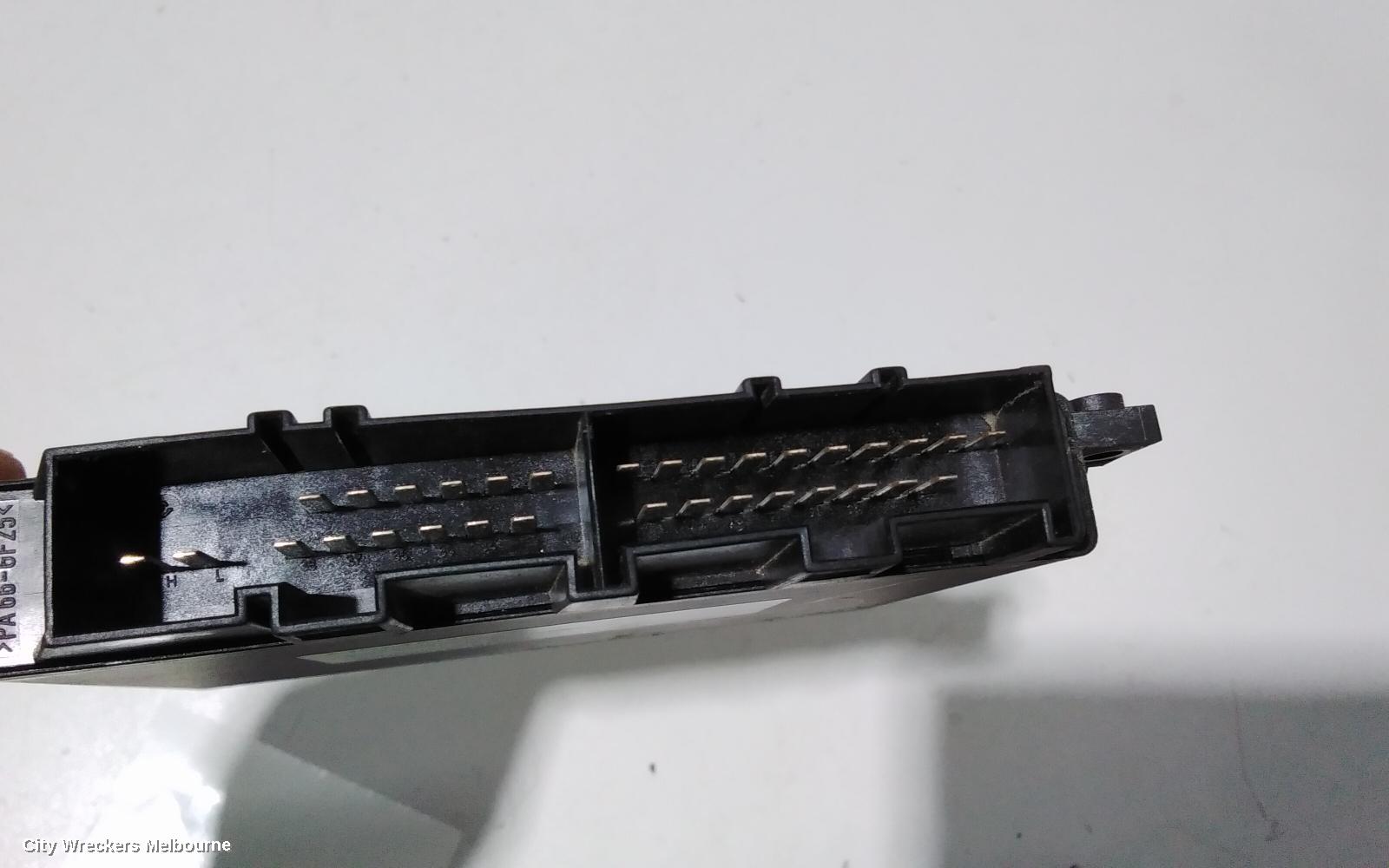 CHRYSLER 300C, 11/2005 - 12/2011, P04692392A TRACTION CONTROL COMPUTER: 85631