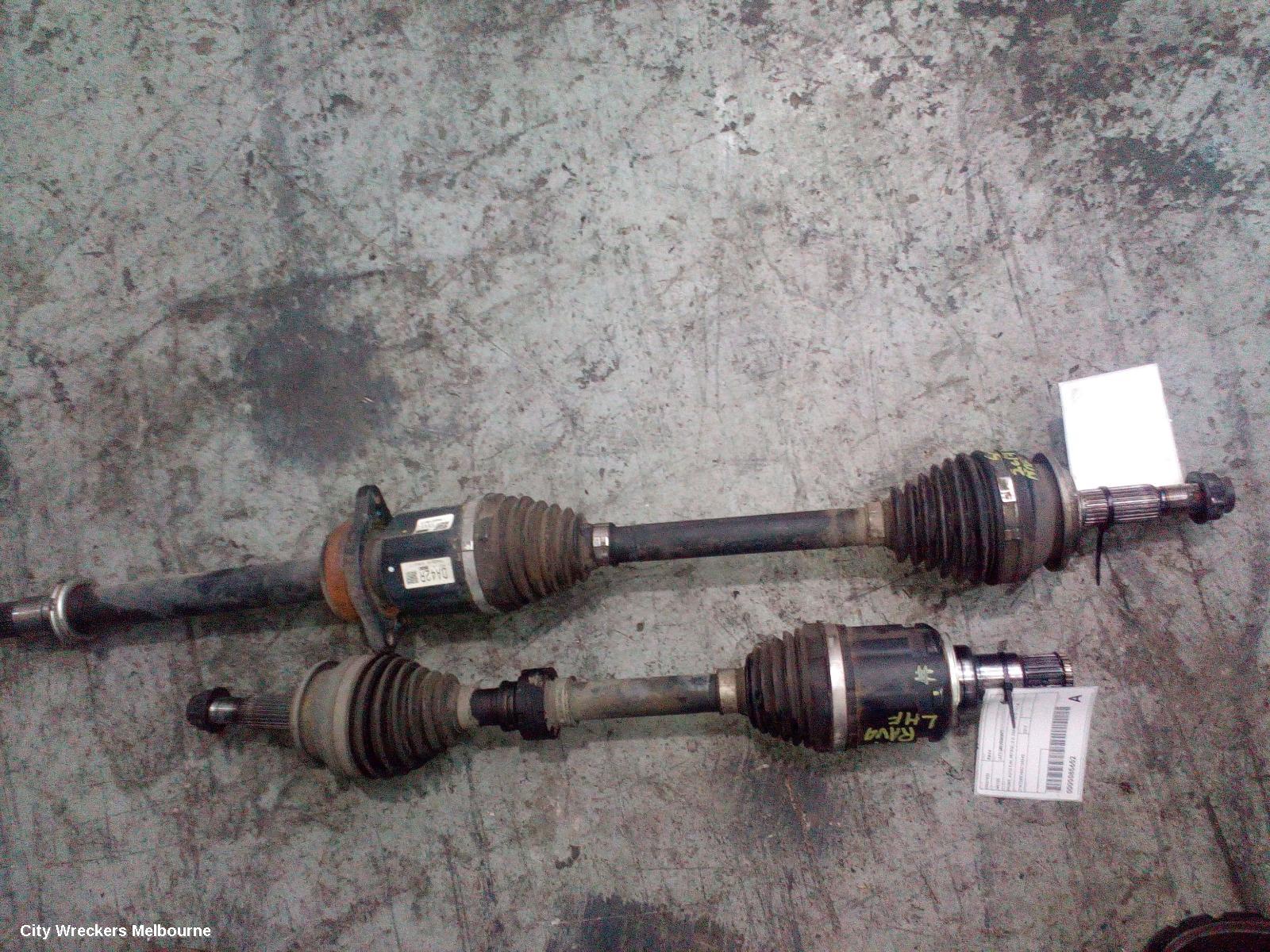TOYOTA RAV4 RIGHT DRIVESHAFT, FRONT, AUTO T/M, PETROL, 2.0, ZSA42R, 12/2012 - 11/2018