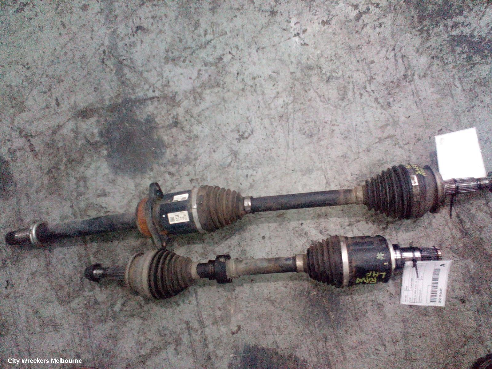 TOYOTA RAV4 RIGHT DRIVESHAFT, FRONT, AUTO T/M, PETROL, 2.0, ZSA42R, 12/2012 - 11/2018