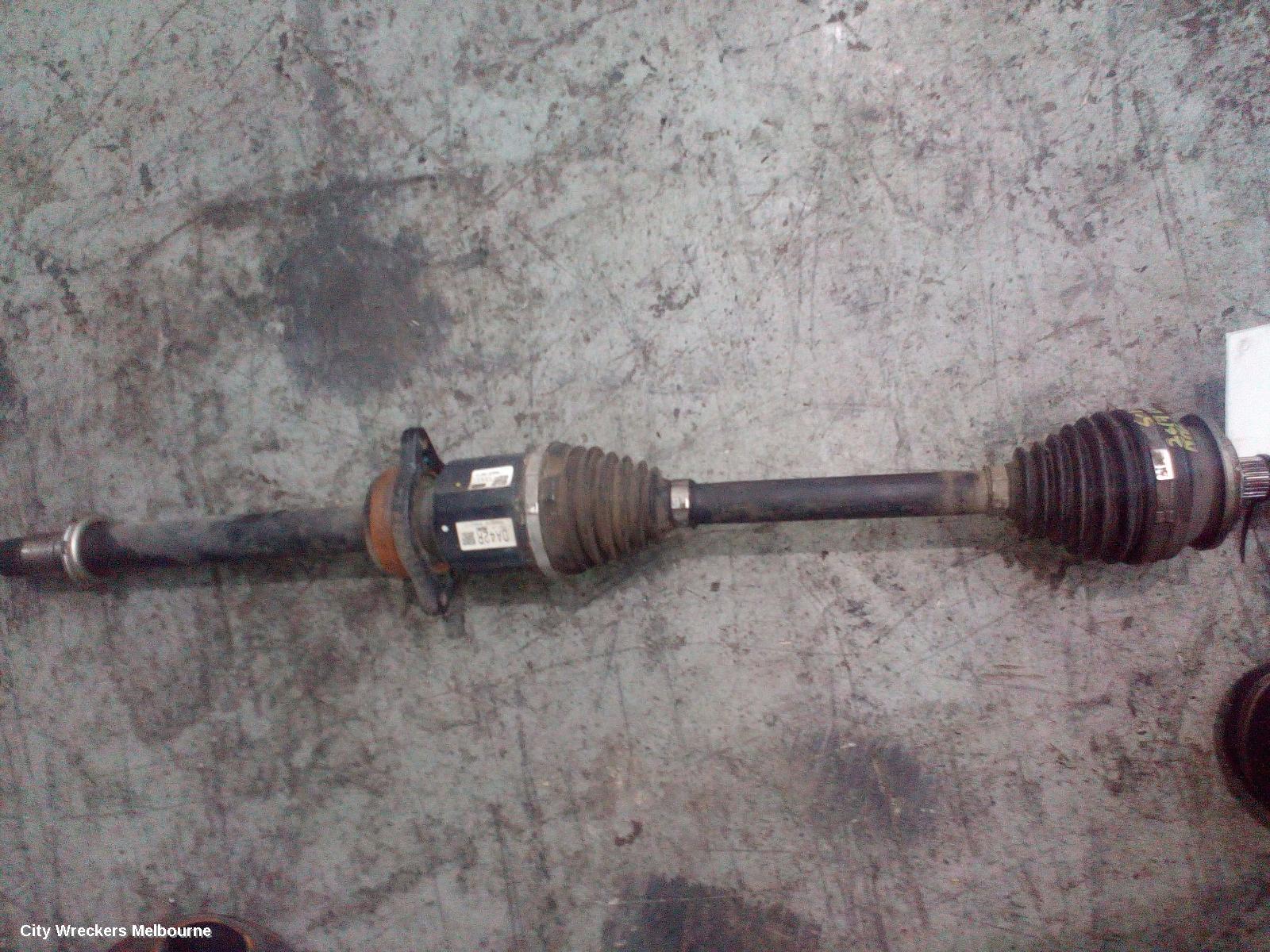 TOYOTA RAV4 RIGHT DRIVESHAFT, FRONT, AUTO T/M, PETROL, 2.0, ZSA42R, 12/2012 - 11/2018
