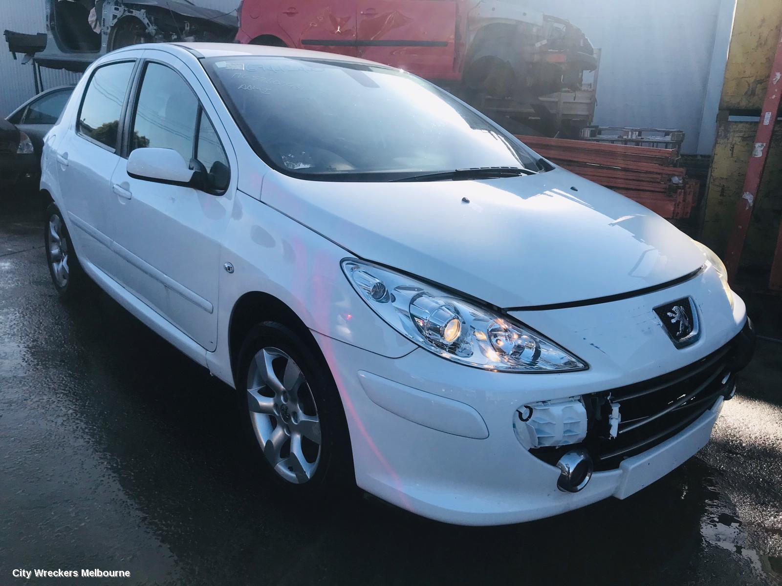 PEUGEOT 307 OWNERS HANDBOOK, PETROL, T6, 10/2005 - 12/2009