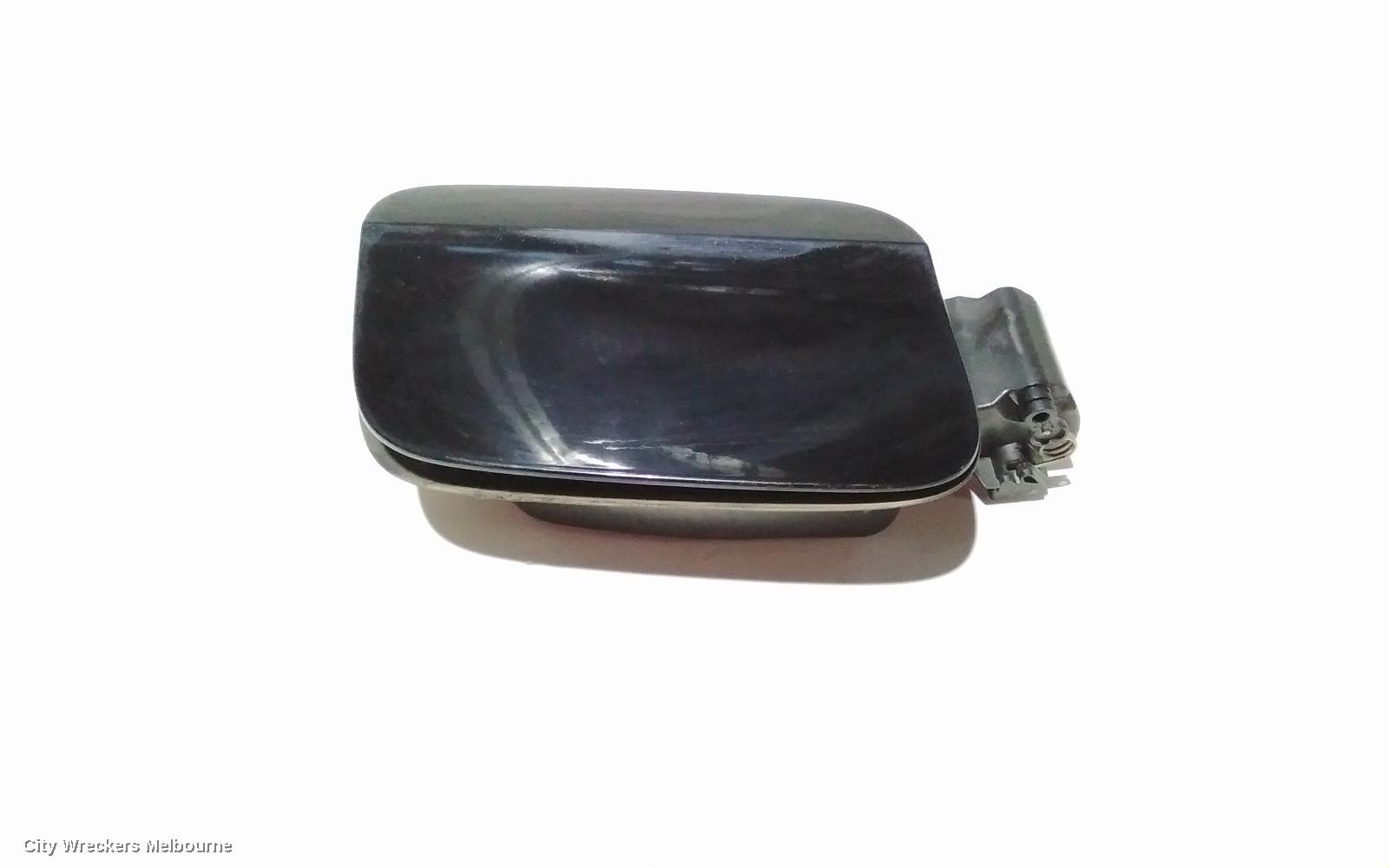 HOLDEN COMMODORE FUEL DOOR / FILLER, FUEL FLAP, ZB, 10/2017 - 12/2020