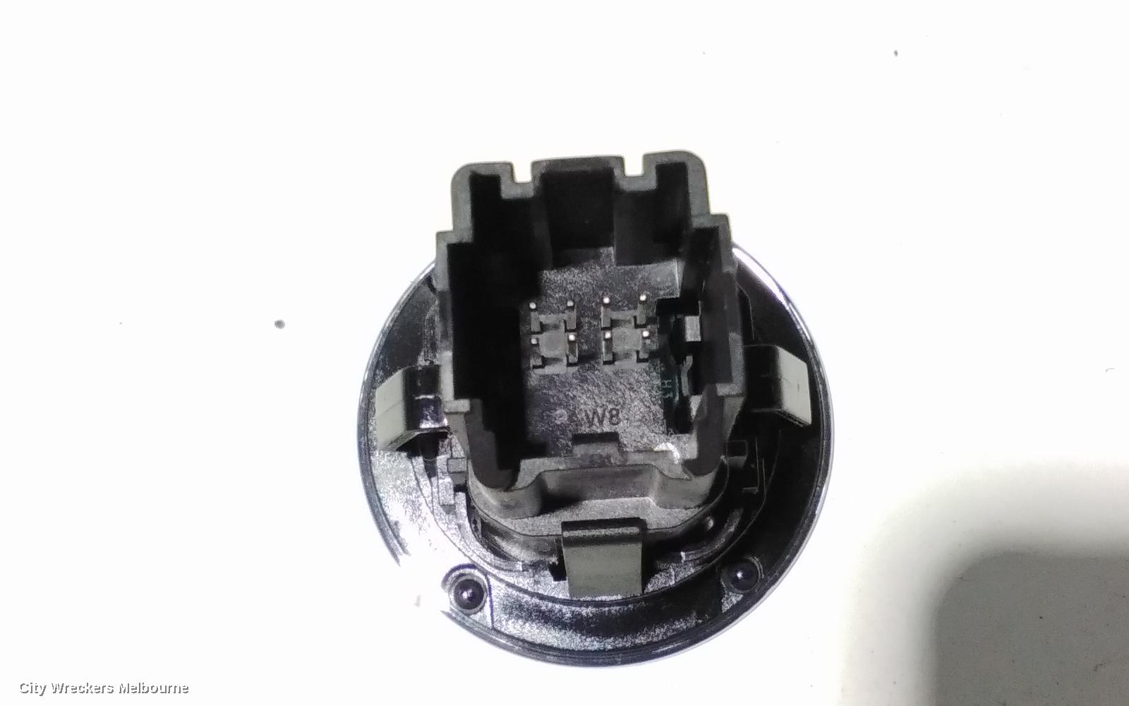 HOLDEN COMMODORE, ZB, 10/2017 - 12/2020, START STOP BUTTON: 85731
