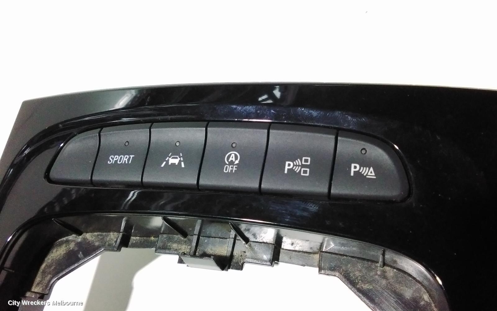 HOLDEN COMMODORE GEAR STICK/SHIFTER, ZB, 10/2017 - 12/2020