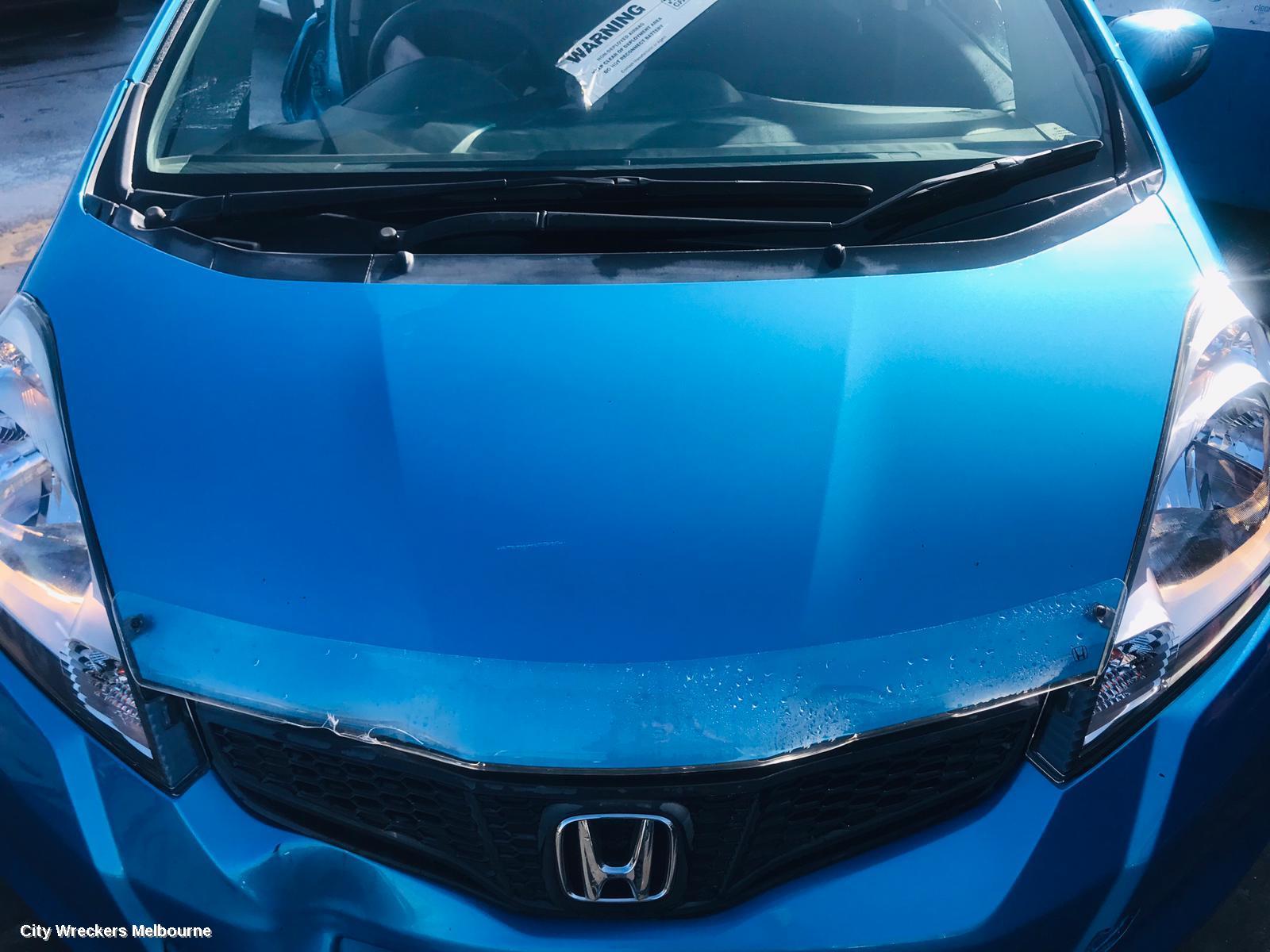 HONDA JAZZ REAR BUMPER, GE/GP, GLI/LX/VIBE/HYBRID, 04/2011 - 06/2014