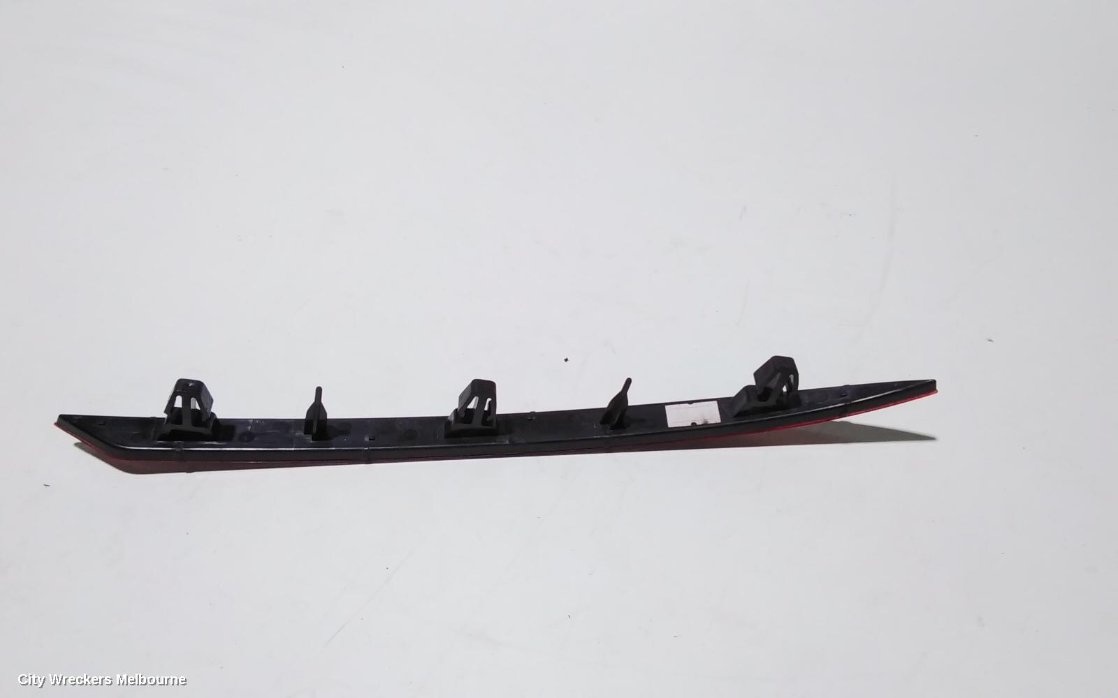 HOLDEN COMMODORE, ZB, 10/2017 - 12/2020, LHR BAR REFLECTOR : 85747