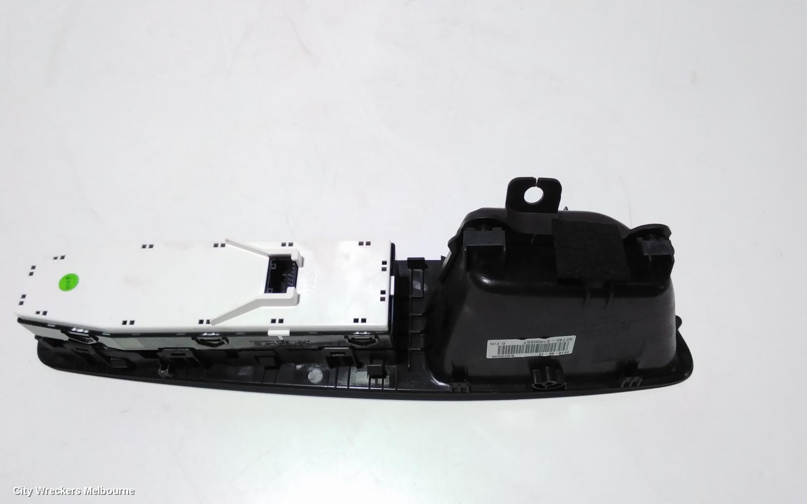 HYUNDAI SANTA FE PWR DR WIND SWITCH, RH FRONT (MASTER SWITCH), NON FOLDING MIRRORS TYPE, NON CHILD LOCK TYPE, TM, 03/2018 - 09/2020