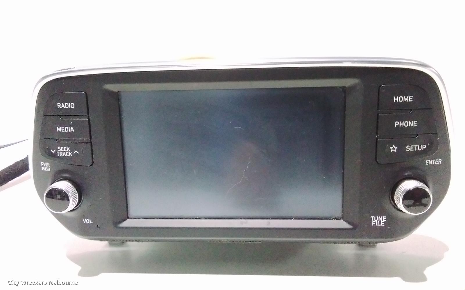 HYUNDAI SANTA FE RADIO/CD/DVD/SAT/TV, DISPLAY UNIT, 7IN TOUCHSCREEN, TM, 03/2018 ONWARDS