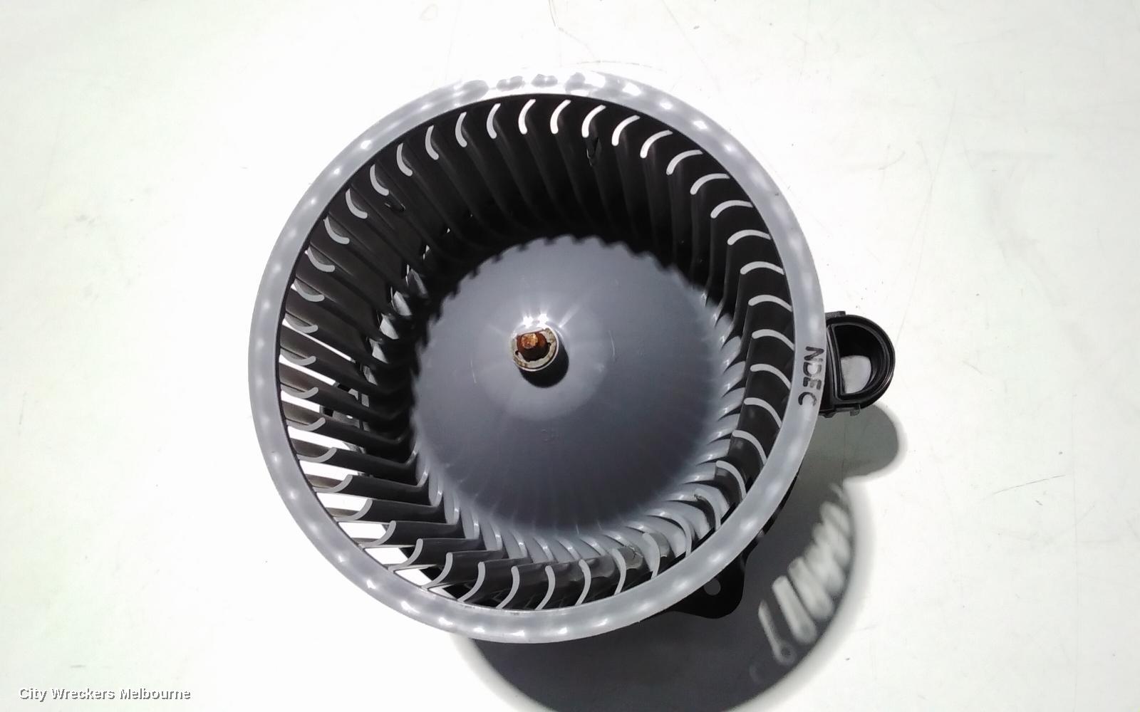 HYUNDAI SANTA FE HEATER FAN MOTOR, CM-DM, FRONT, 11/2005 - 03/2018