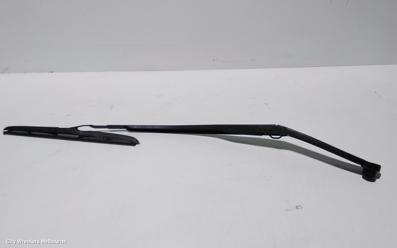 HYUNDAI SANTA FE WIPER ARM, FRONT (LH SIDE), TM, 03/2018 ONWARDS