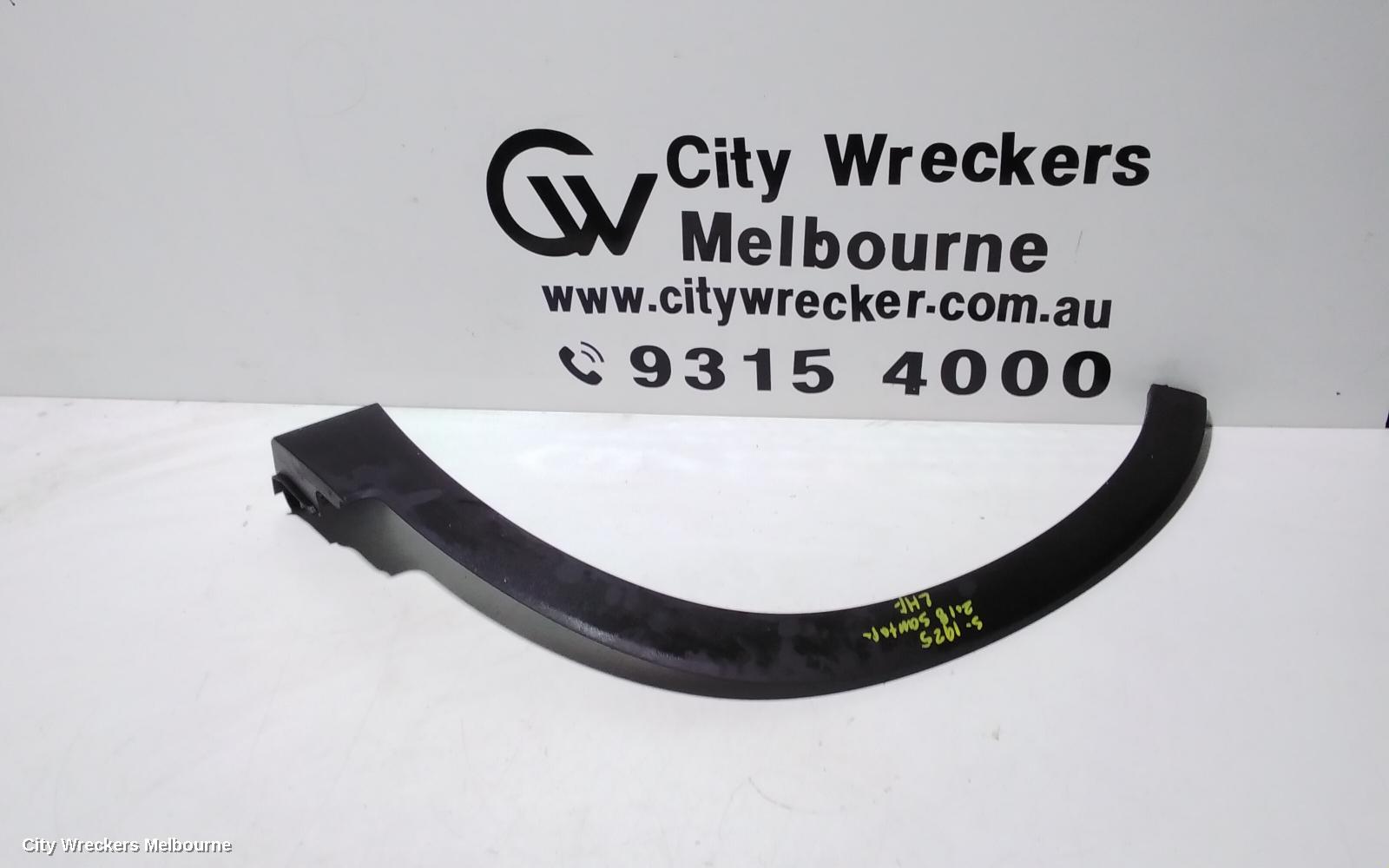 HYUNDAI SANTA FE WHEEL ARCH FLARE, LH FRONT, TM, 03/2018 ONWARDS