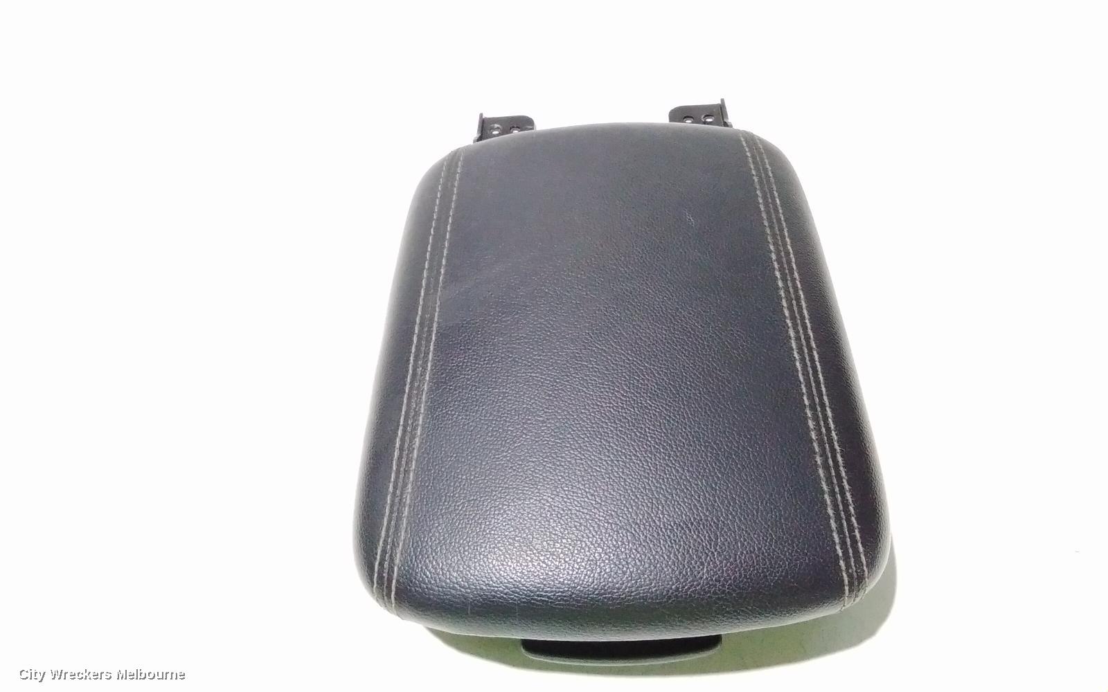 KIA SPORTAGE CONSOLE, QL, 10/2015 - 08/2021