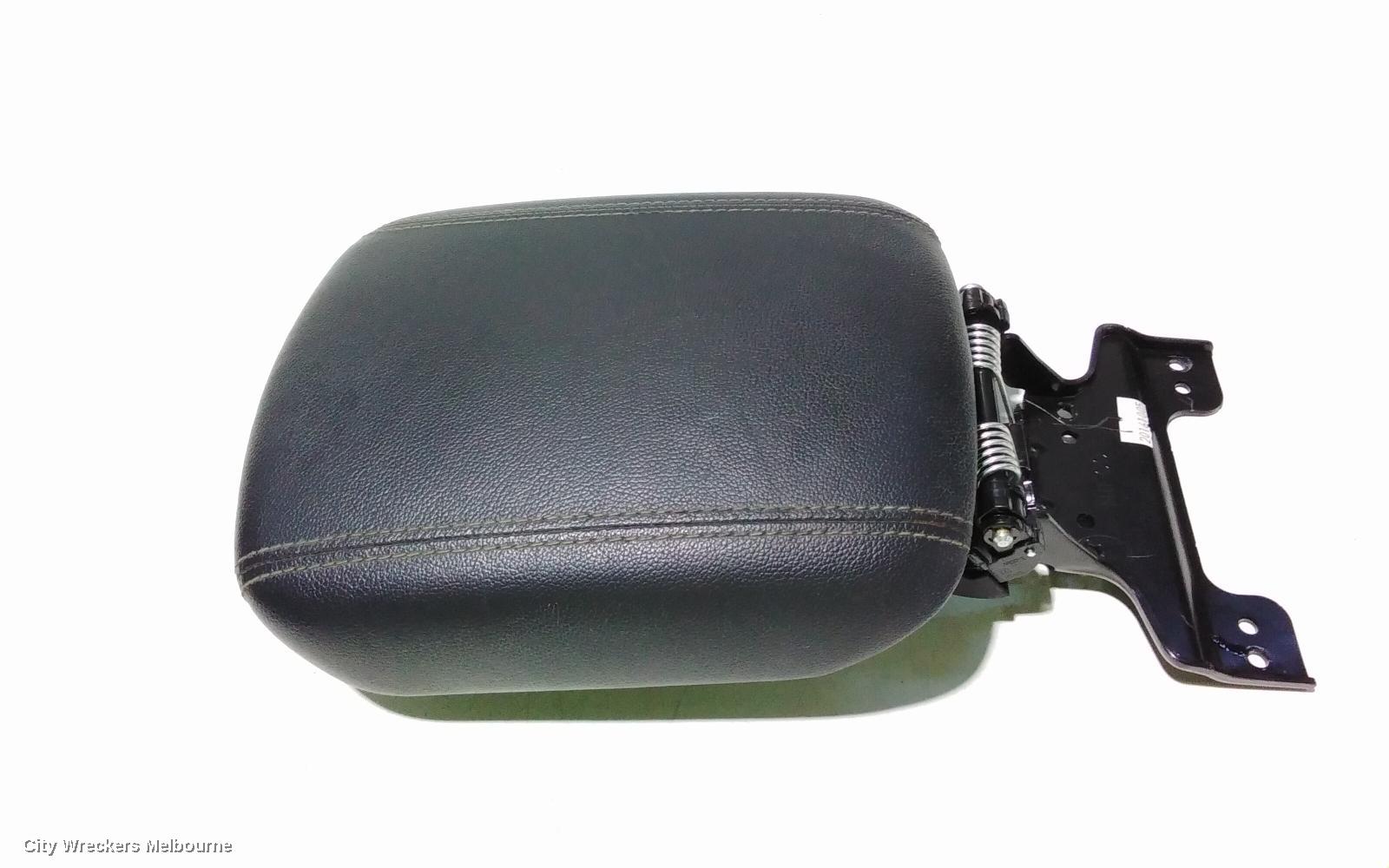 KIA SPORTAGE CONSOLE, QL, 10/2015 - 08/2021