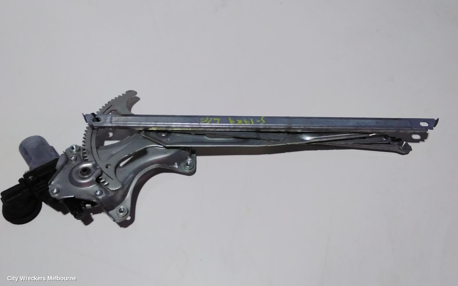 TOYOTA RAV4 LEFT FRONT WINDOW REG/MOTOR, XA40, 12/2012 - 11/2018