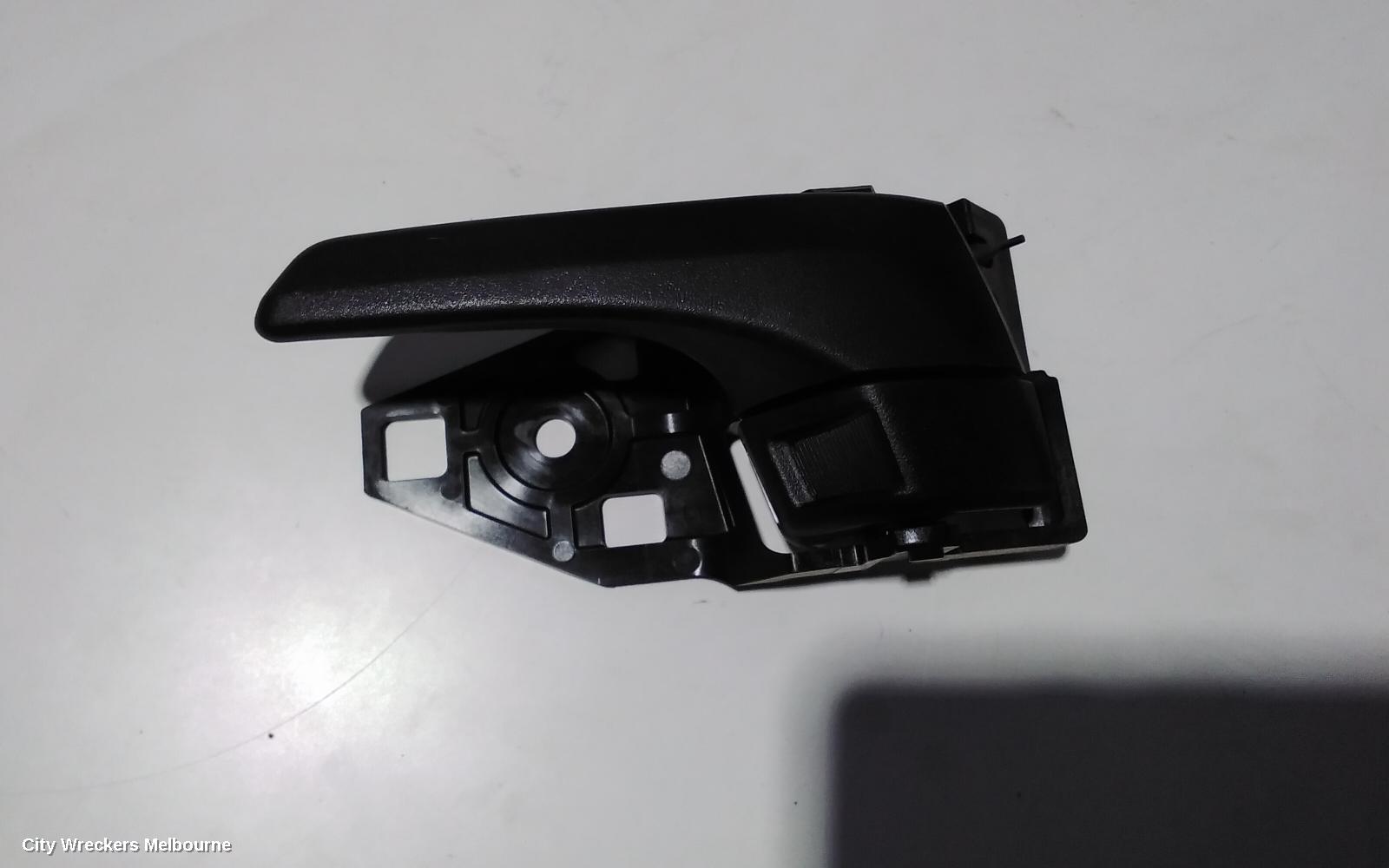 TOYOTA RAV4 DOOR HANDLE, INNER, LH FRONT, XA40, 12/2012 - 11/2018