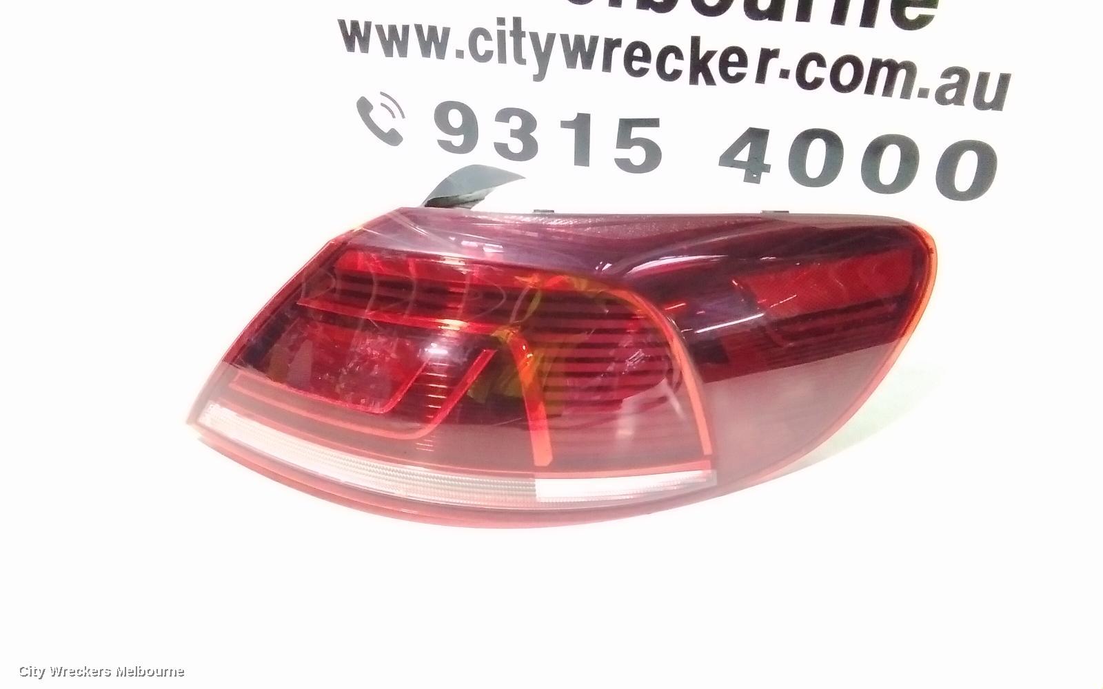 VOLKSWAGEN PASSAT RIGHT TAILLIGHT, 3CC, SEDAN, LED TYPE, 03/2012 - 12/2016