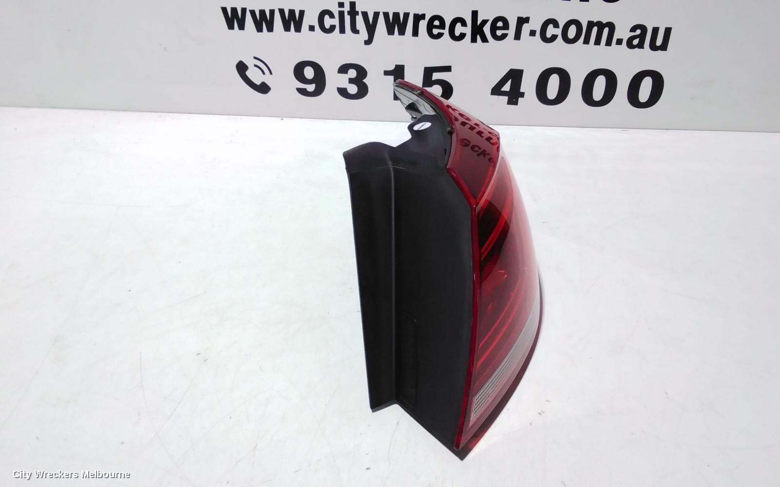 VOLKSWAGEN PASSAT RIGHT TAILLIGHT, 3CC, SEDAN, LED TYPE, 03/2012 - 12/2016