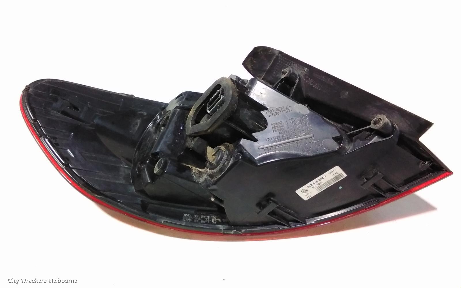 VOLKSWAGEN PASSAT RIGHT TAILLIGHT, 3CC, SEDAN, LED TYPE, 03/2012 - 12/2016