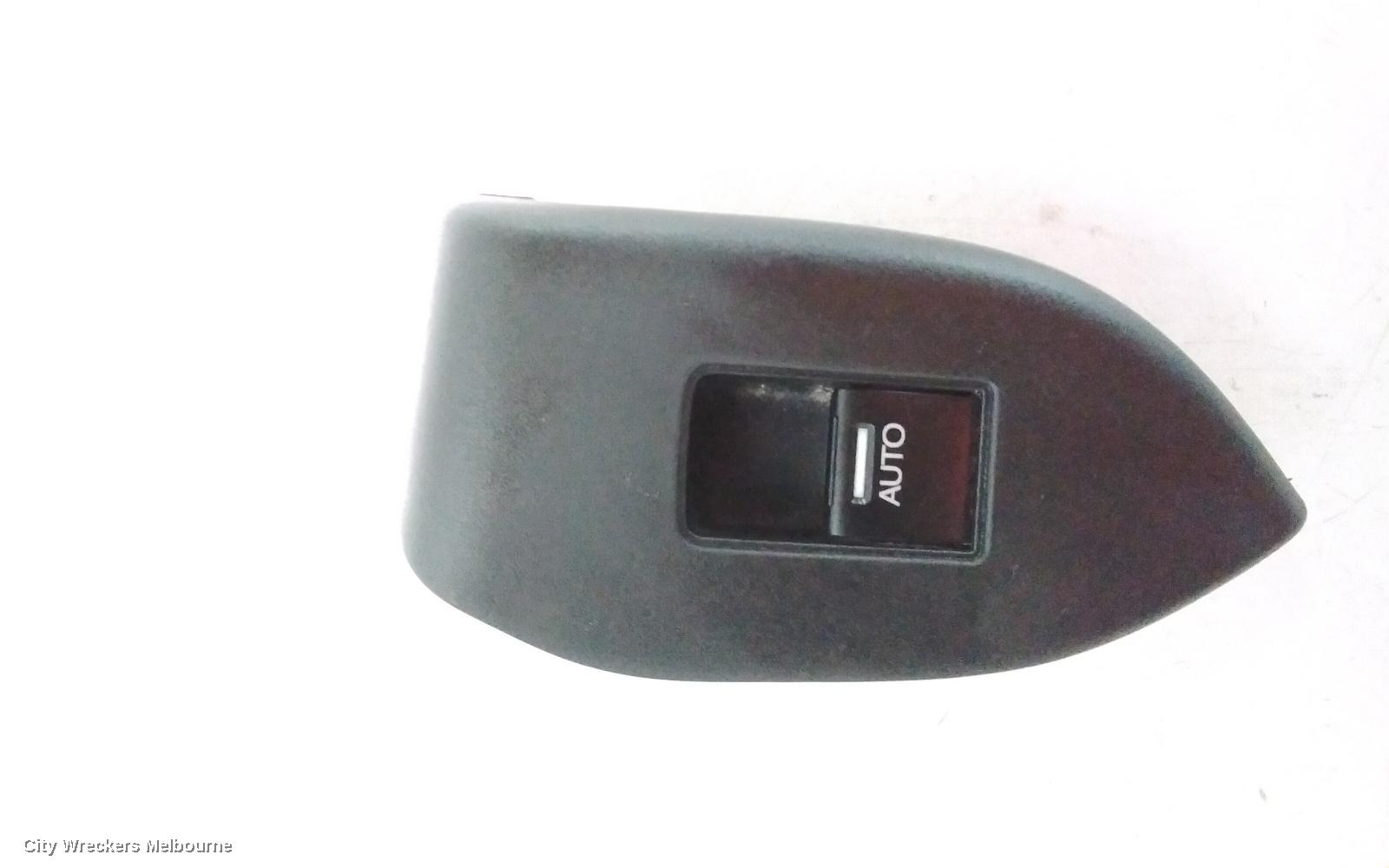 HONDA ODYSSEY PWR DR WIND SWITCH, LH REAR/RH REAR, RC1, 02/2014 ONWARDS