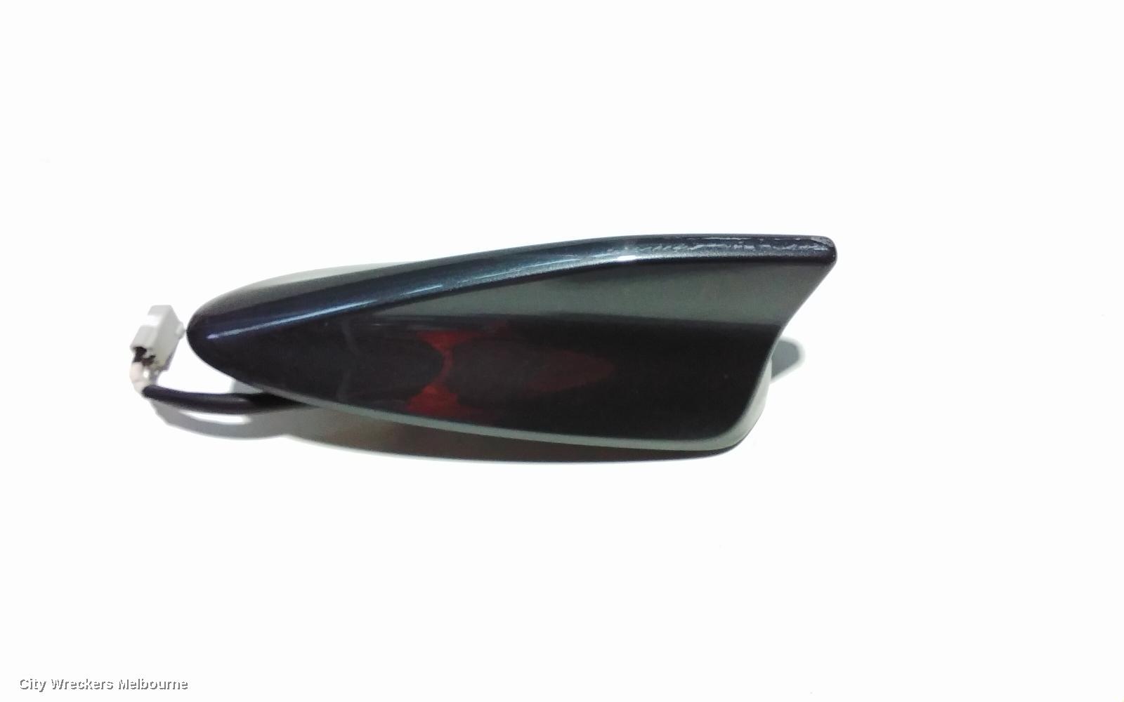 MAZDA CX3 ANTENNA, DK, 03/2015 ONWARDS