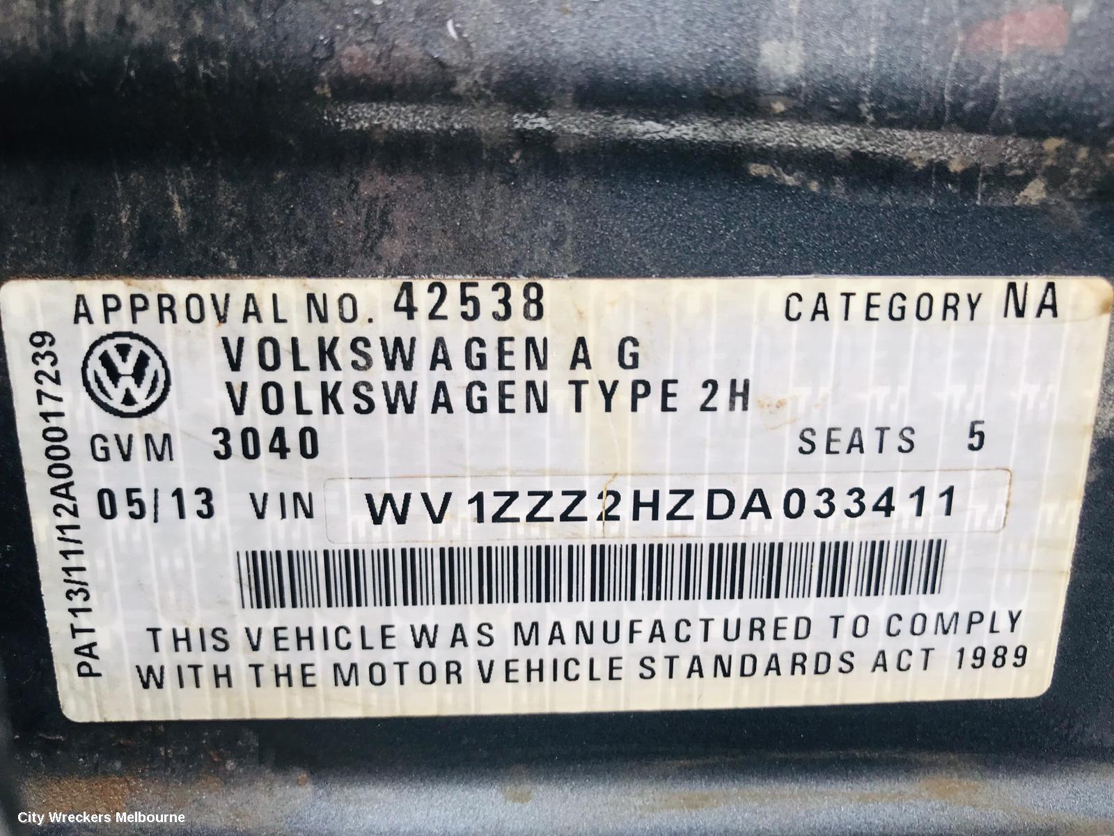 VOLKSWAGEN AMAROK RIGHT FRONT WINDOW REG/MOTOR, 2H, 12/2010 ONWARDS