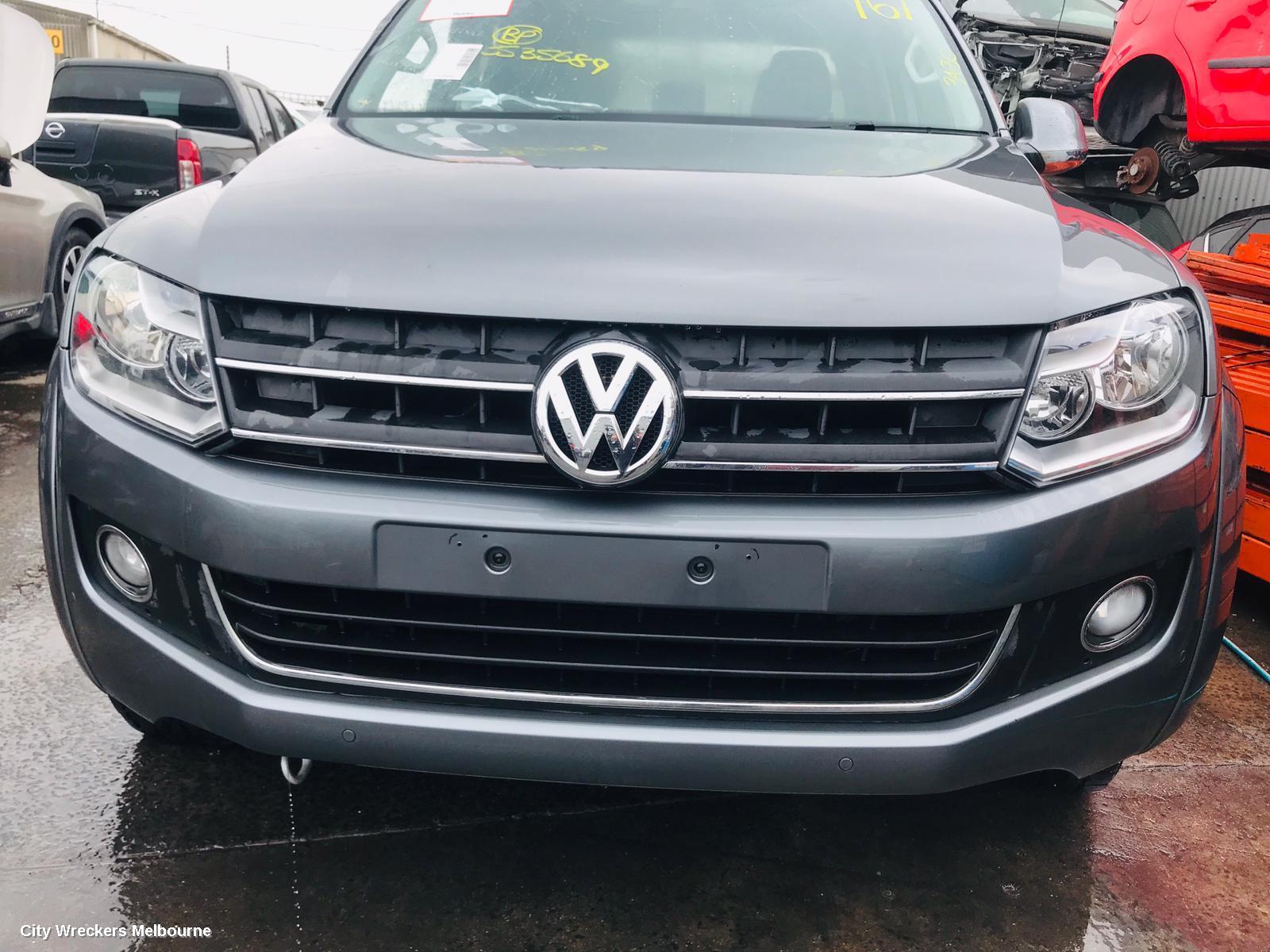 VOLKSWAGEN AMAROK RIGHT FRONT WINDOW REG/MOTOR, 2H, 12/2010 ONWARDS