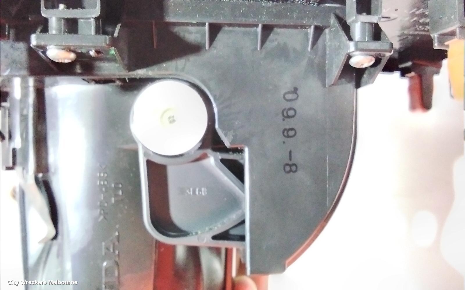 HONDA ACCORD, 8TH GENERATION 02/2008 - 04/2013, CUP HOLDER : 86013