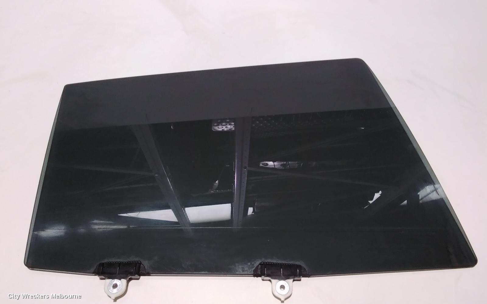 MITSUBISHI ECLIPSE CROSS RIGHT REAR DOOR WINDOW, YA-YB, 11/2017 ONWARDS