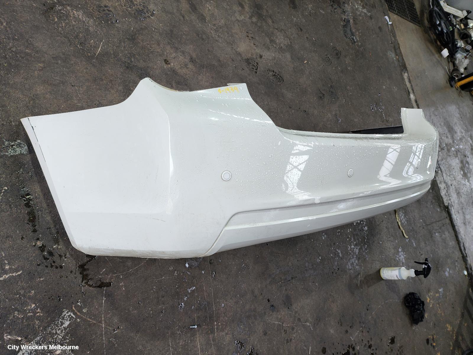 HOLDEN CRUZE REAR BUMPER, JH, SEDAN, CD/CDX/EQUIPE/Z SERIES, W/ PARK SENSOR, 03/2011 - 01/2017