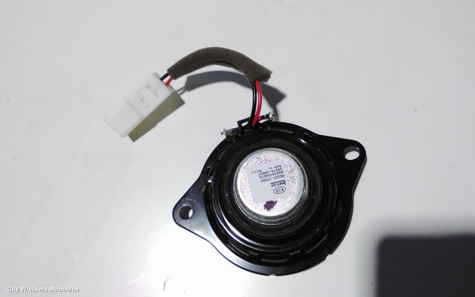 HYUNDAI GENESIS SPEAKER, DH, 11/2014 - 01/2018