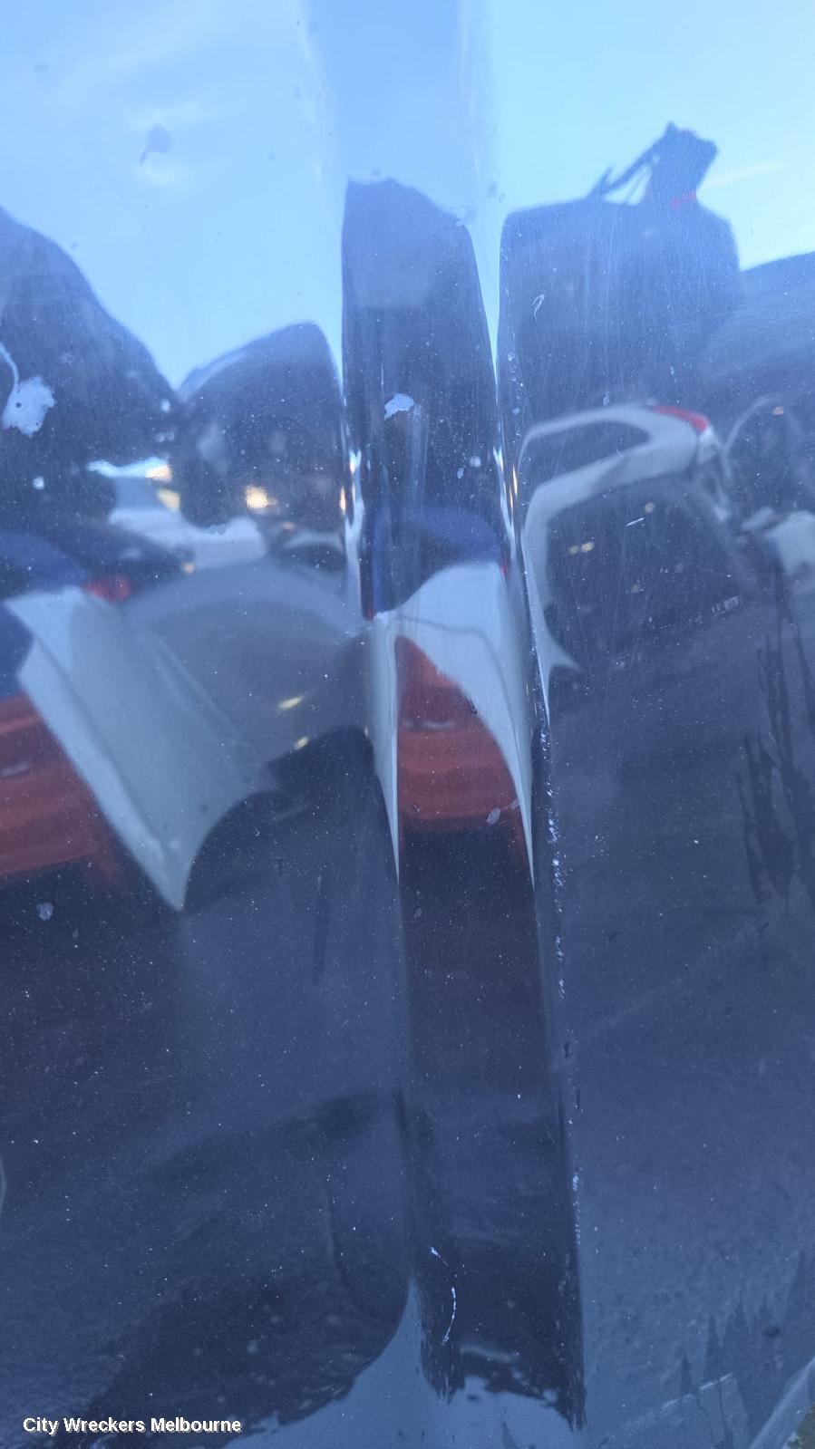 NISSAN NAVARA BONNET, D40 (VIN MNT), 03/2008 - 08/2015