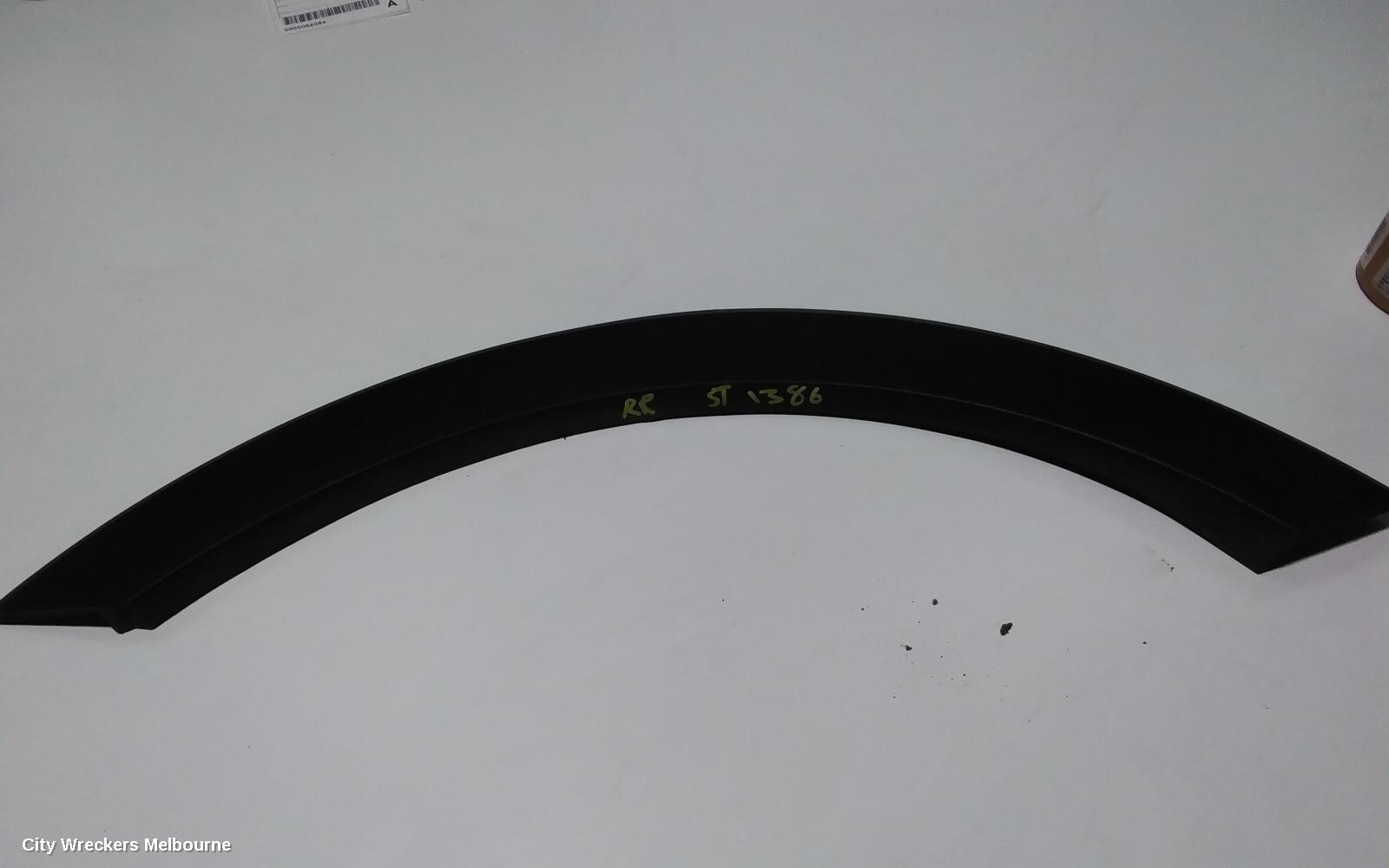 RENAULT FLUENCE WHEEL ARCH FLARE, X38 09/2010 - 01/2016