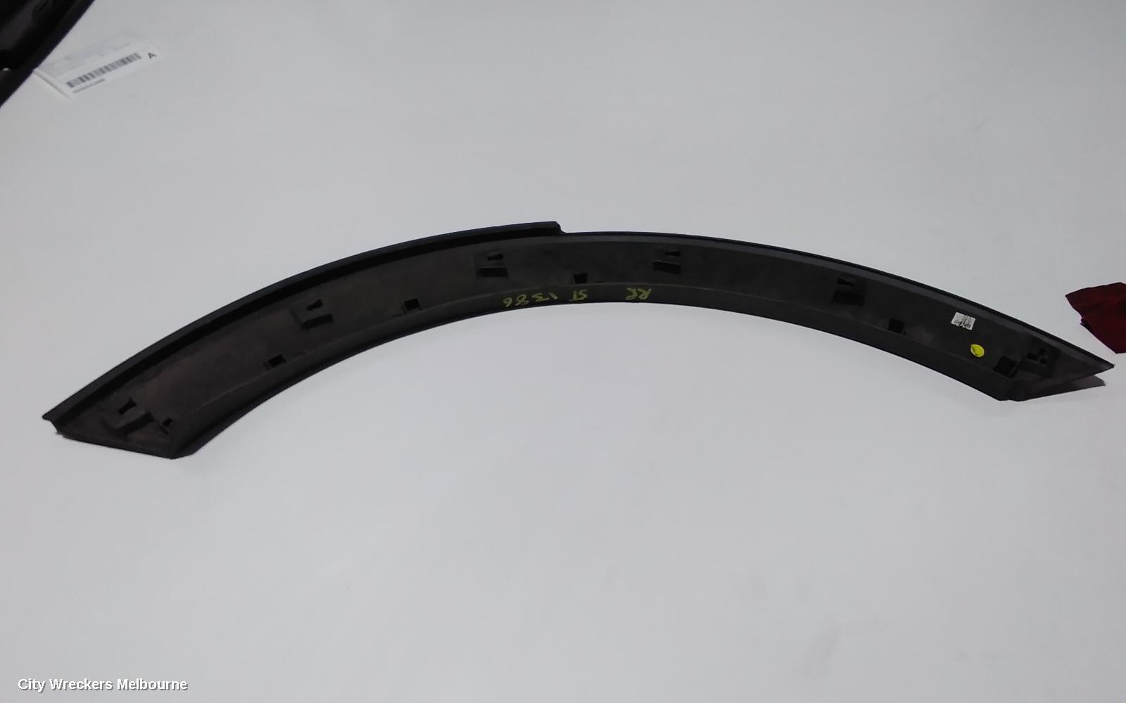 RENAULT FLUENCE WHEEL ARCH FLARE, X38 09/2010 - 01/2016