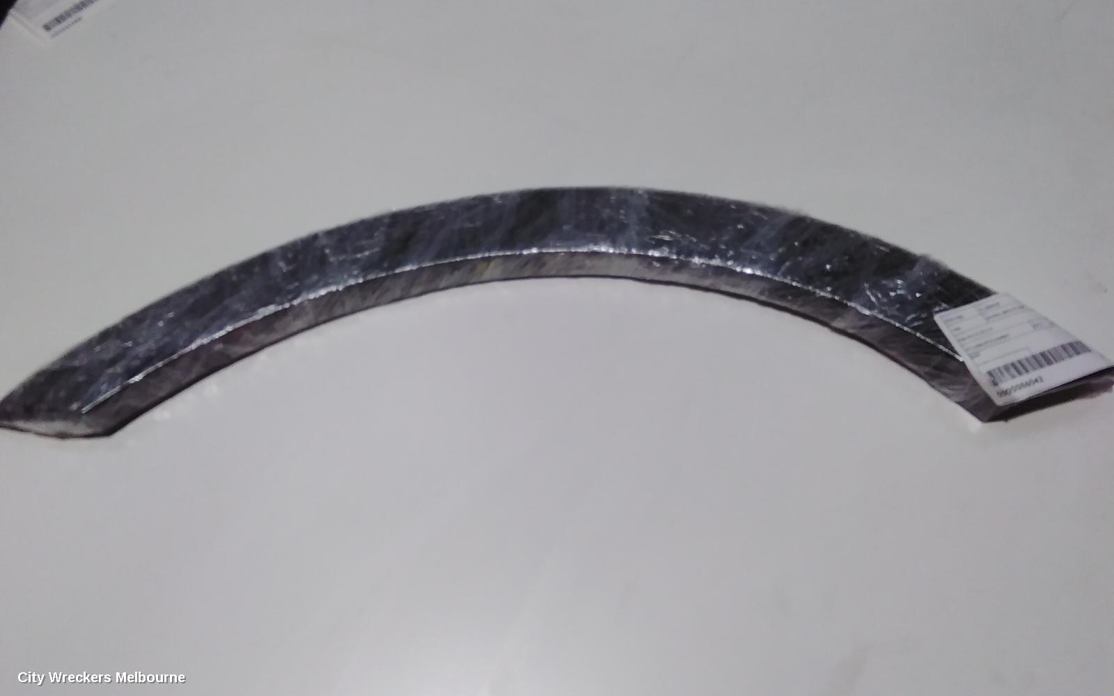 RENAULT FLUENCE WHEEL ARCH FLARE, X38 09/2010 - 01/2016