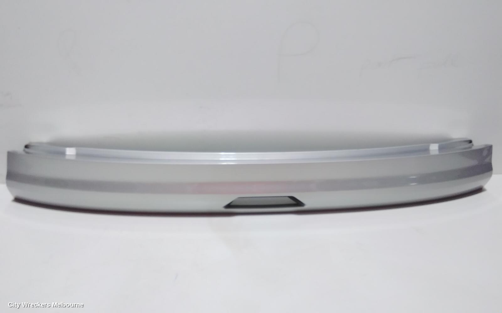 FORD ESCAPE REAR GARNISH, TAILGATE GARNISH (LOWER), ZG, 09/2016 - 05/2020