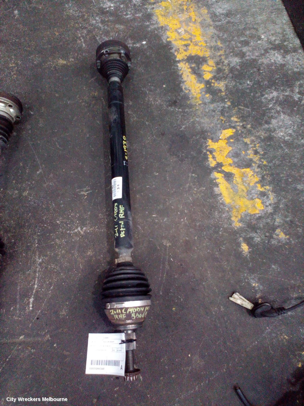 VOLKSWAGEN CADDY RIGHT DRIVESHAFT, PETROL, 1.2, 2K, 08/2010 - 06/2015
