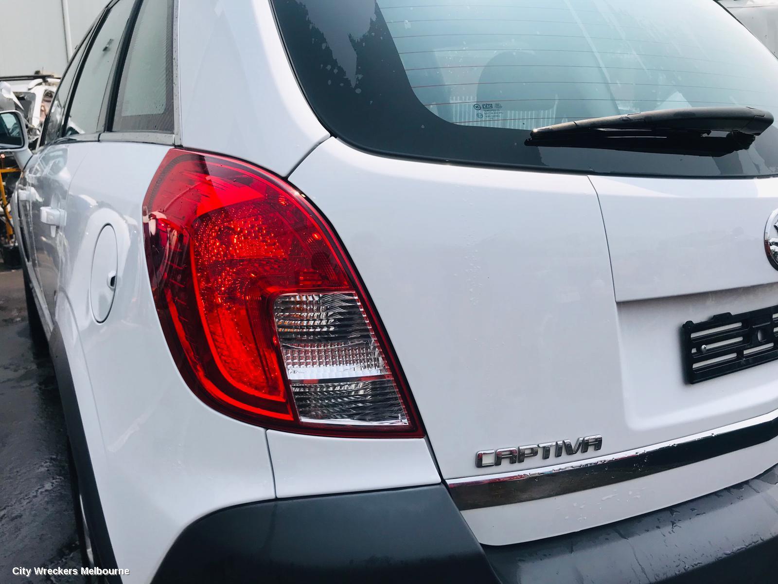 HOLDEN CAPTIVA RIGHT REAR DOOR, CG, MAXX/CAPTIVA 5 (4TH VIN = D), 09/2006 - 09/2015
