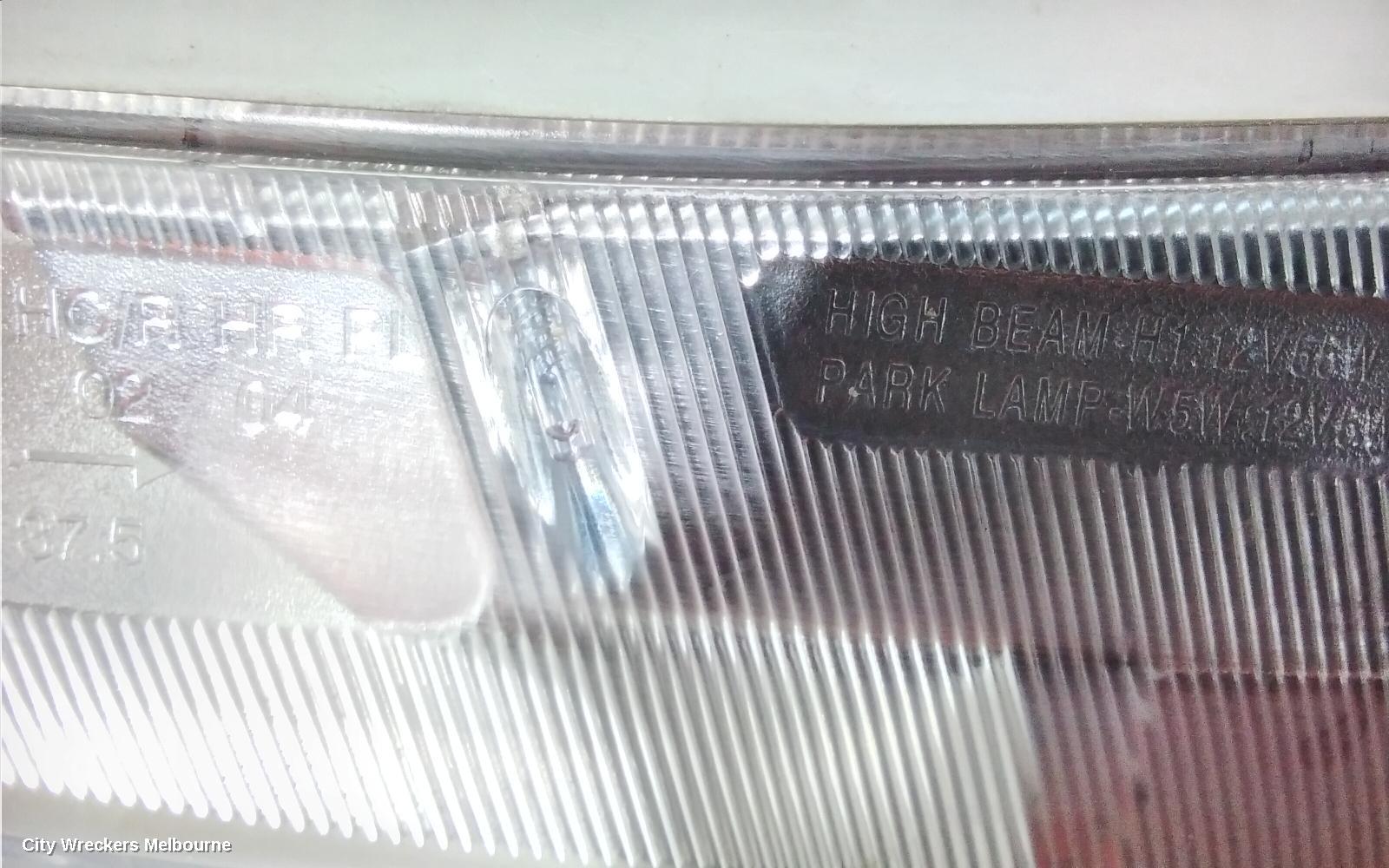 HOLDEN COMMODORE RIGHT HEADLAMP, VY1, EXECUTIVE/ACCLAIM/EQUIPE/LUMINA/S, 10/2002 - 08/2003